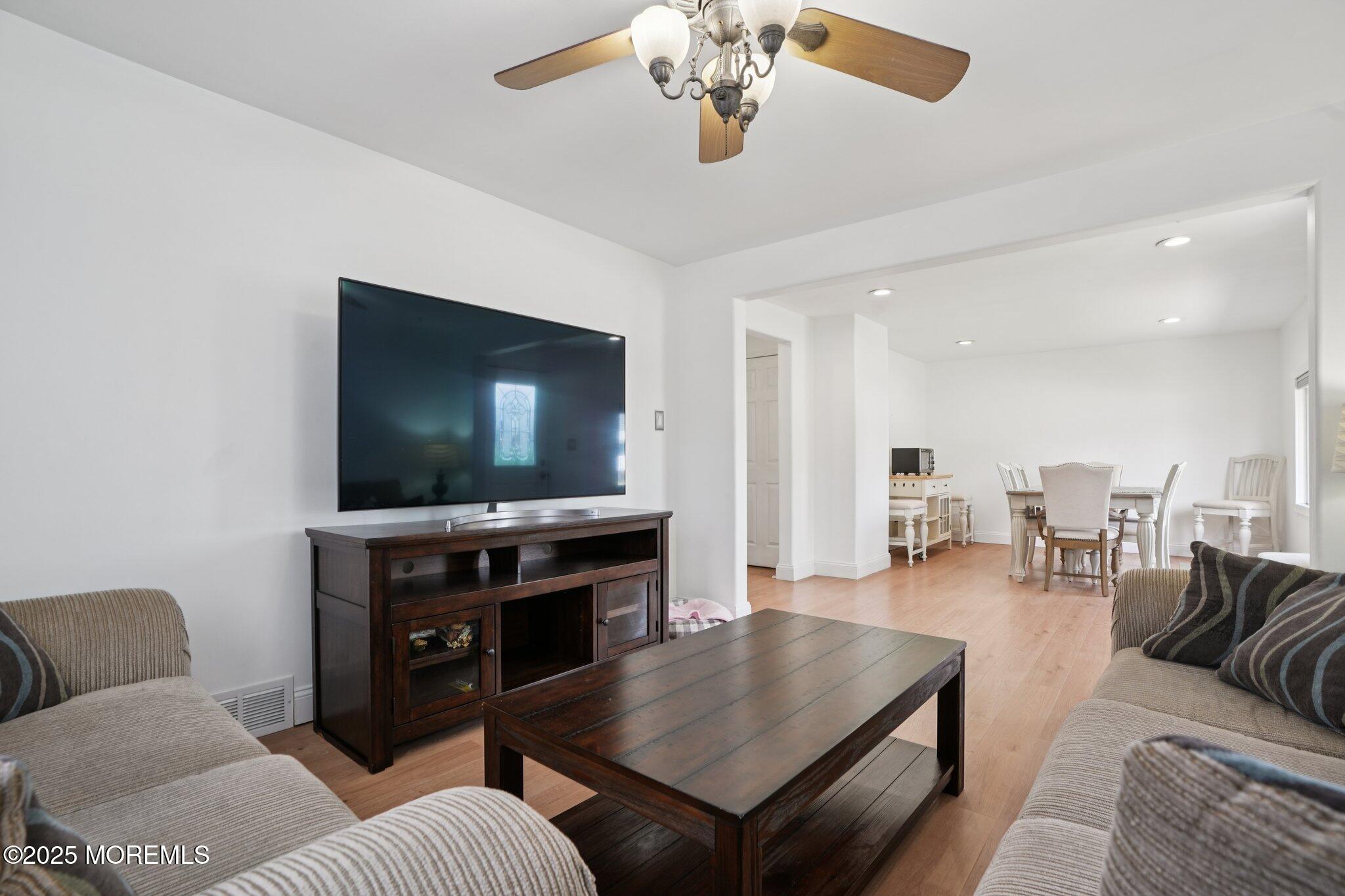 27 George Street Image 3