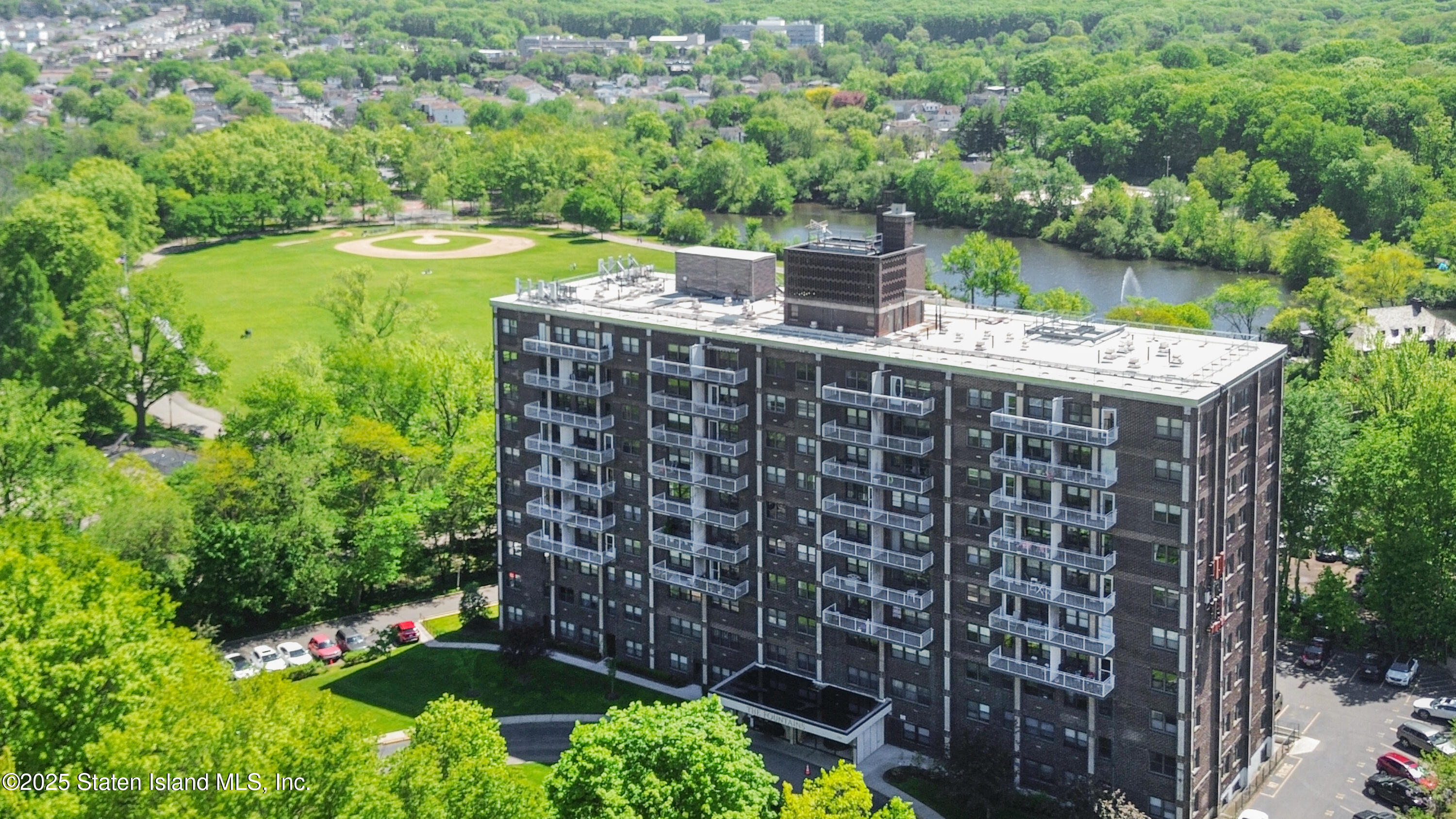 1100 Clove Road 60 Image 1