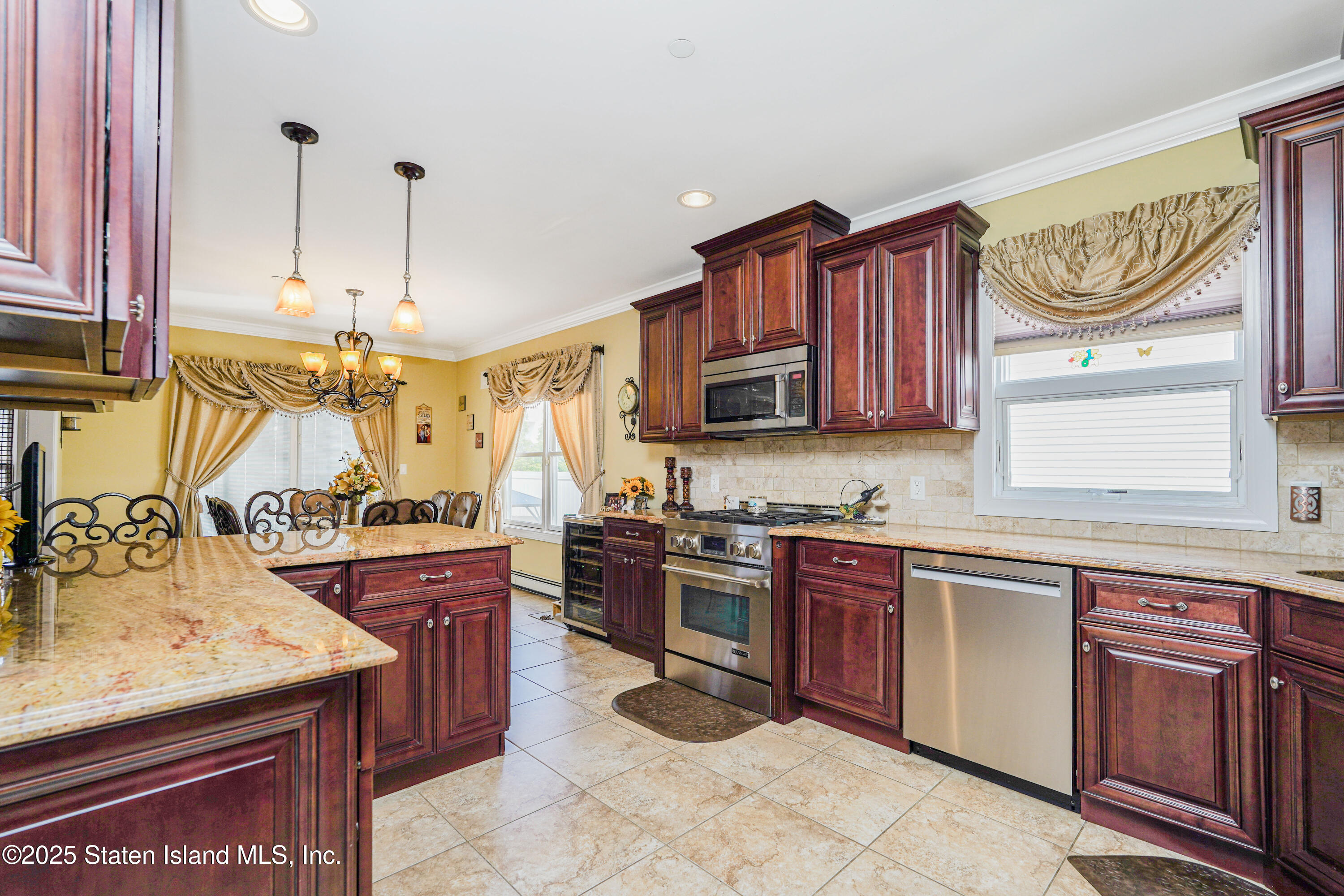 24 Brookside Loop, Staten Island, NY, 10309 image 13