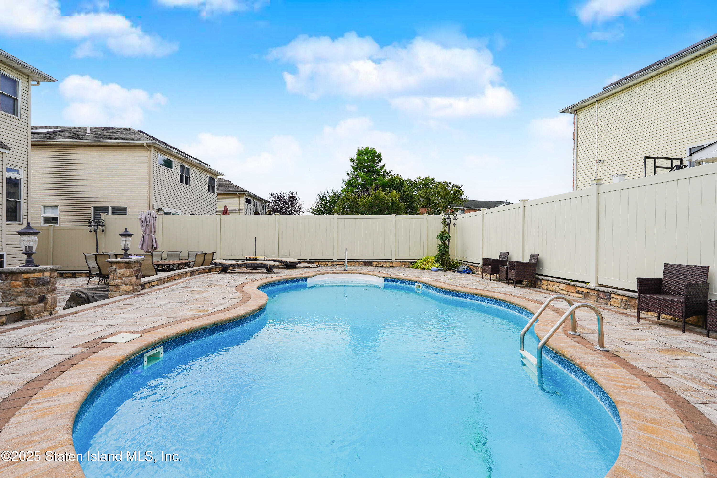 24 Brookside Loop Image 4