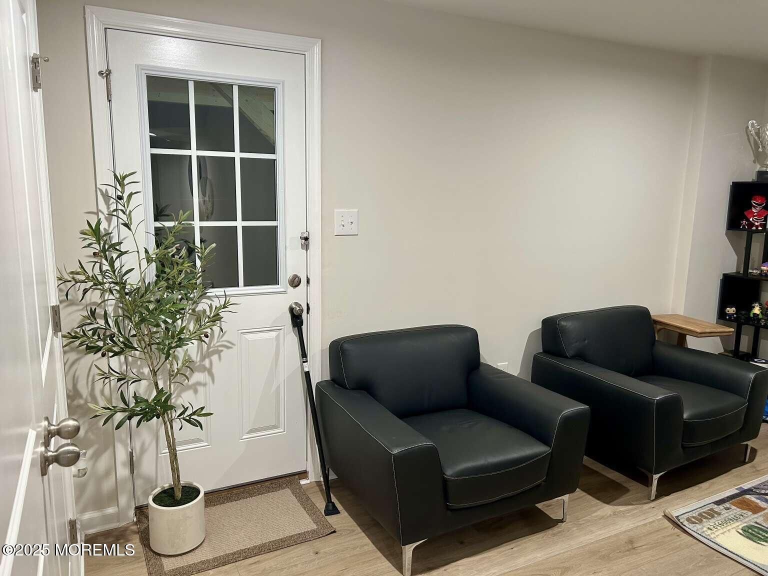 507 Cyprus Court Image 5