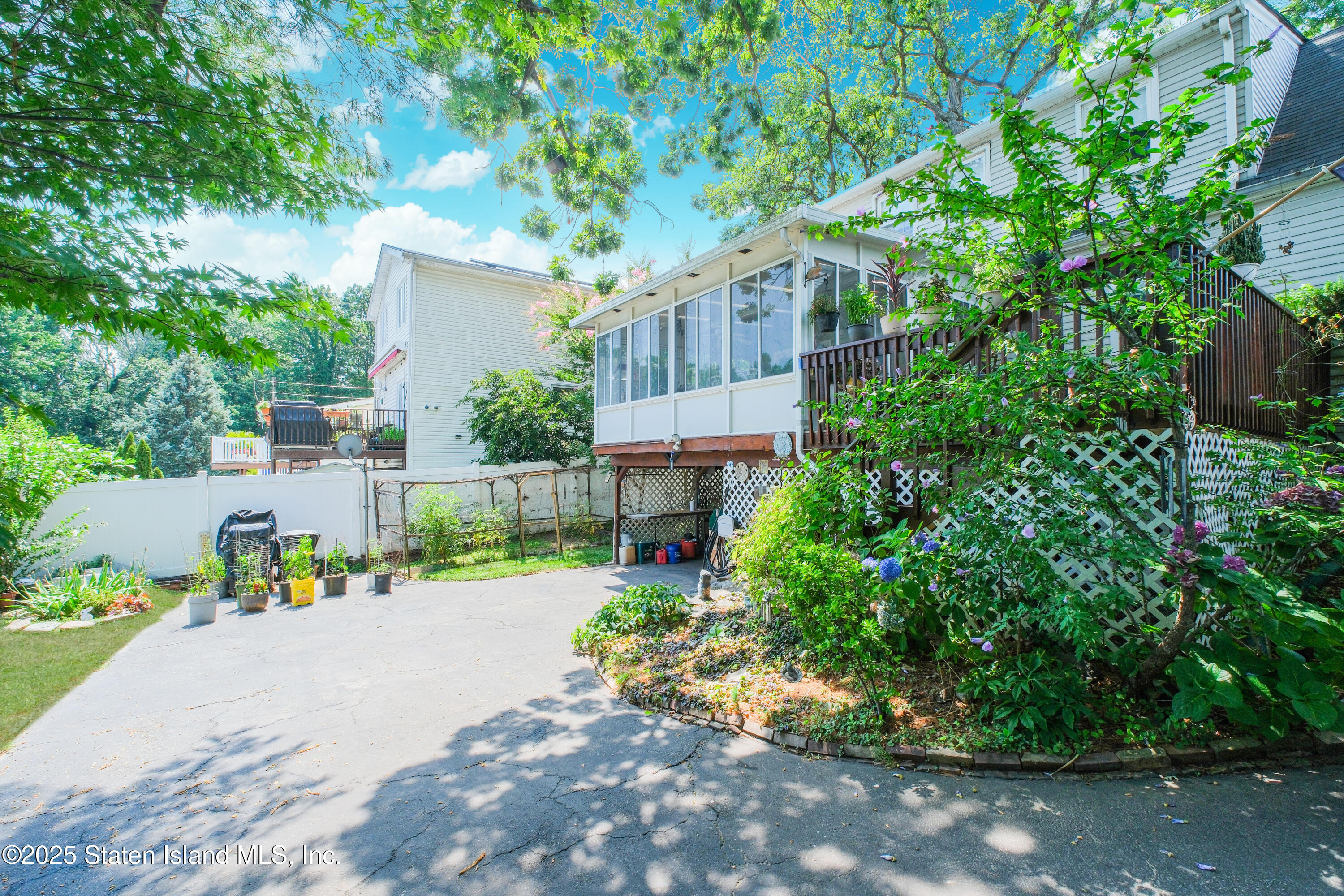 560 Drumgoole Road, Staten Island, NY, 10312 image 28
