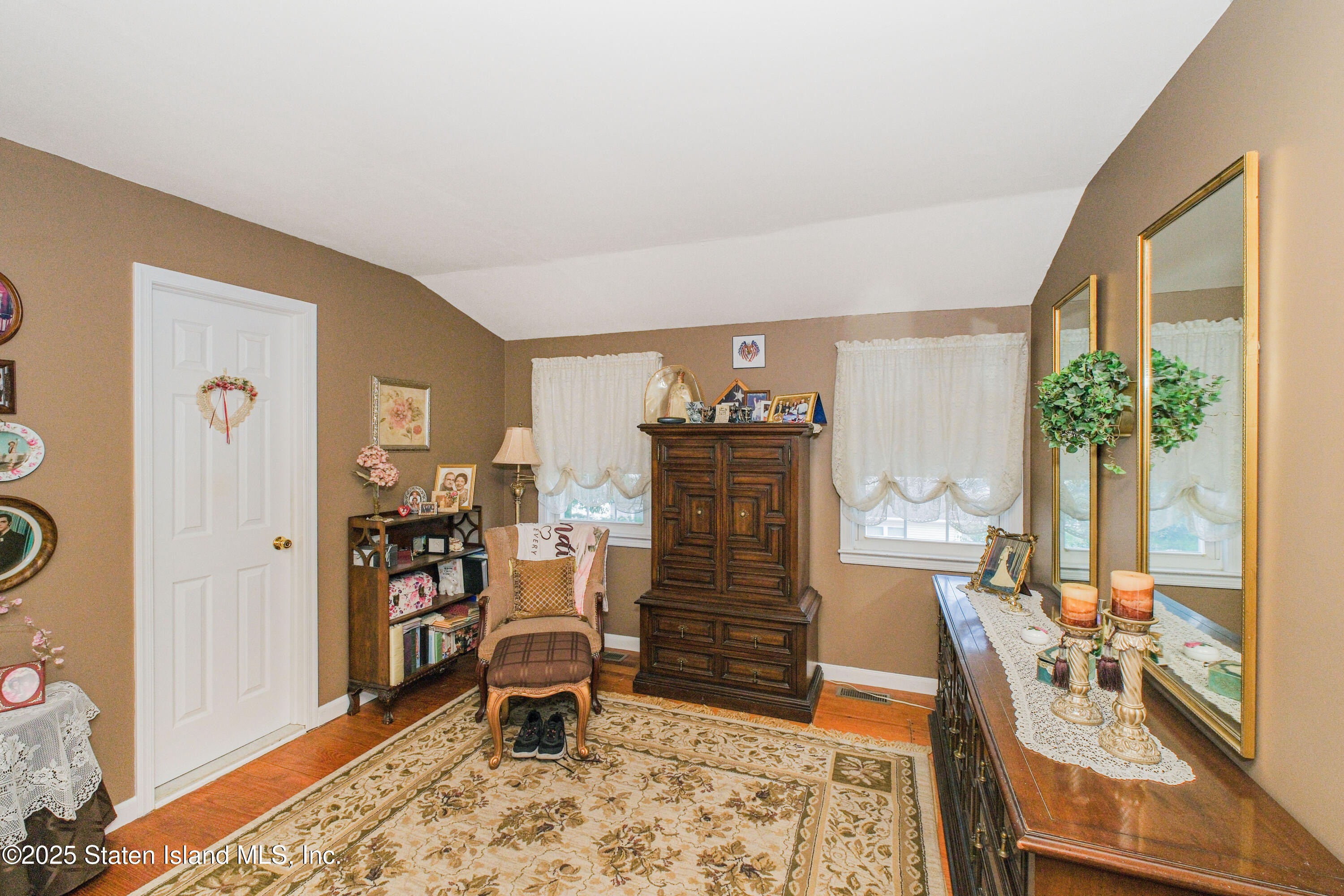 560 Drumgoole Road, Staten Island, NY, 10312 image 16