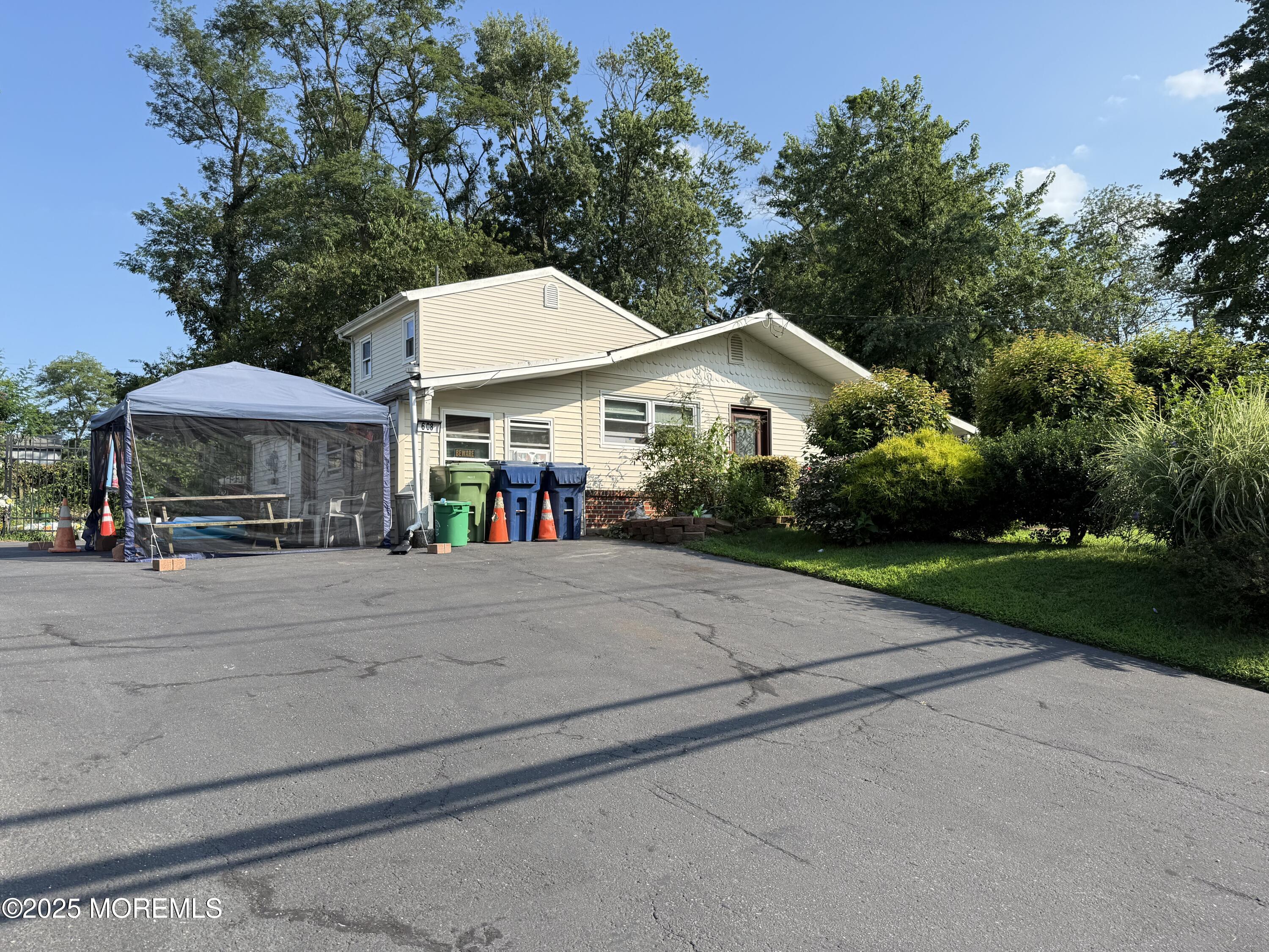 608 Wayside Road Image 2