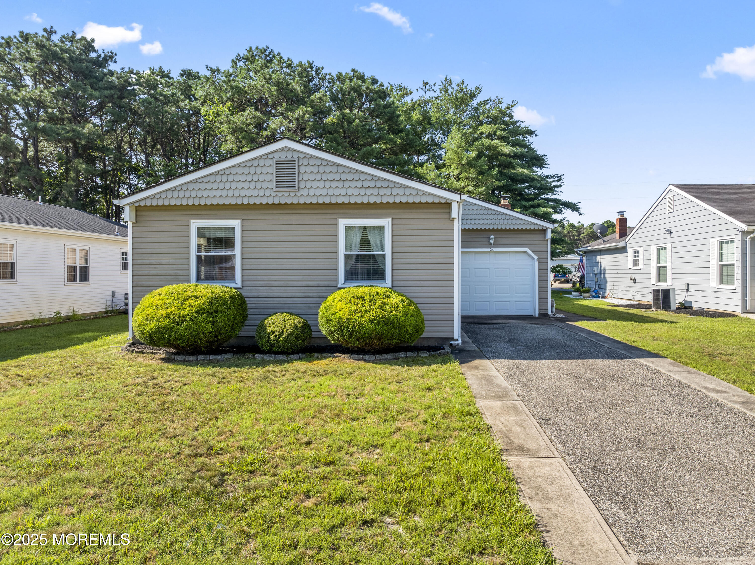 24 Selkirk Avenue Image 2