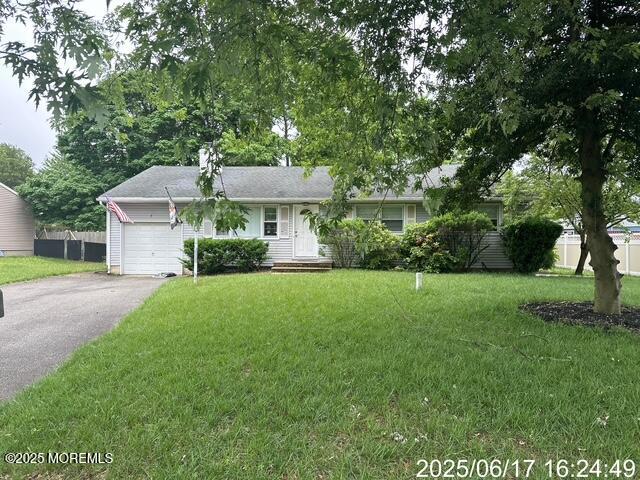 5 Parkway Drive, Toms River, NJ, 08753