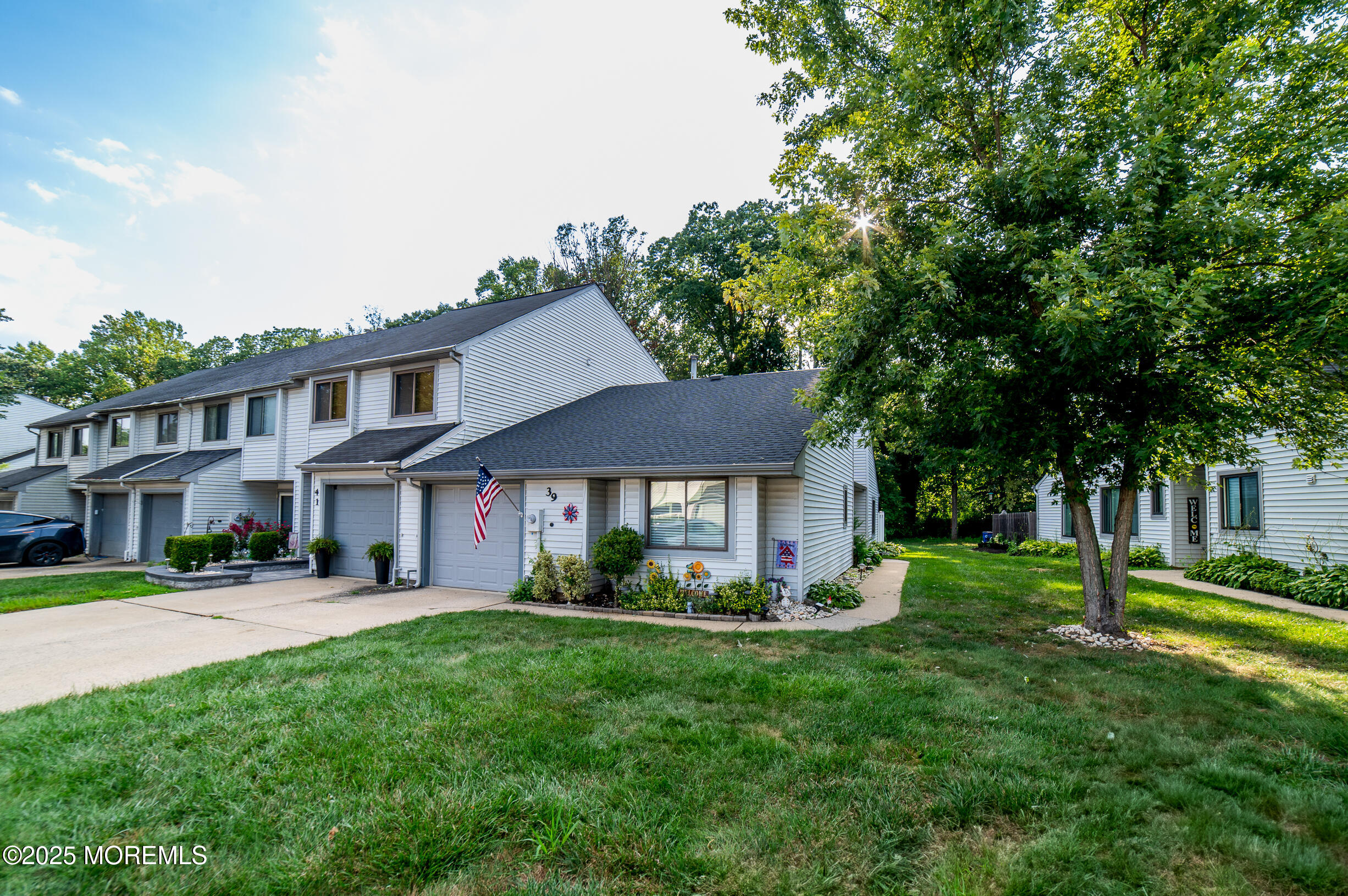 39 Lexington Circle, Matawan, NJ, 07747