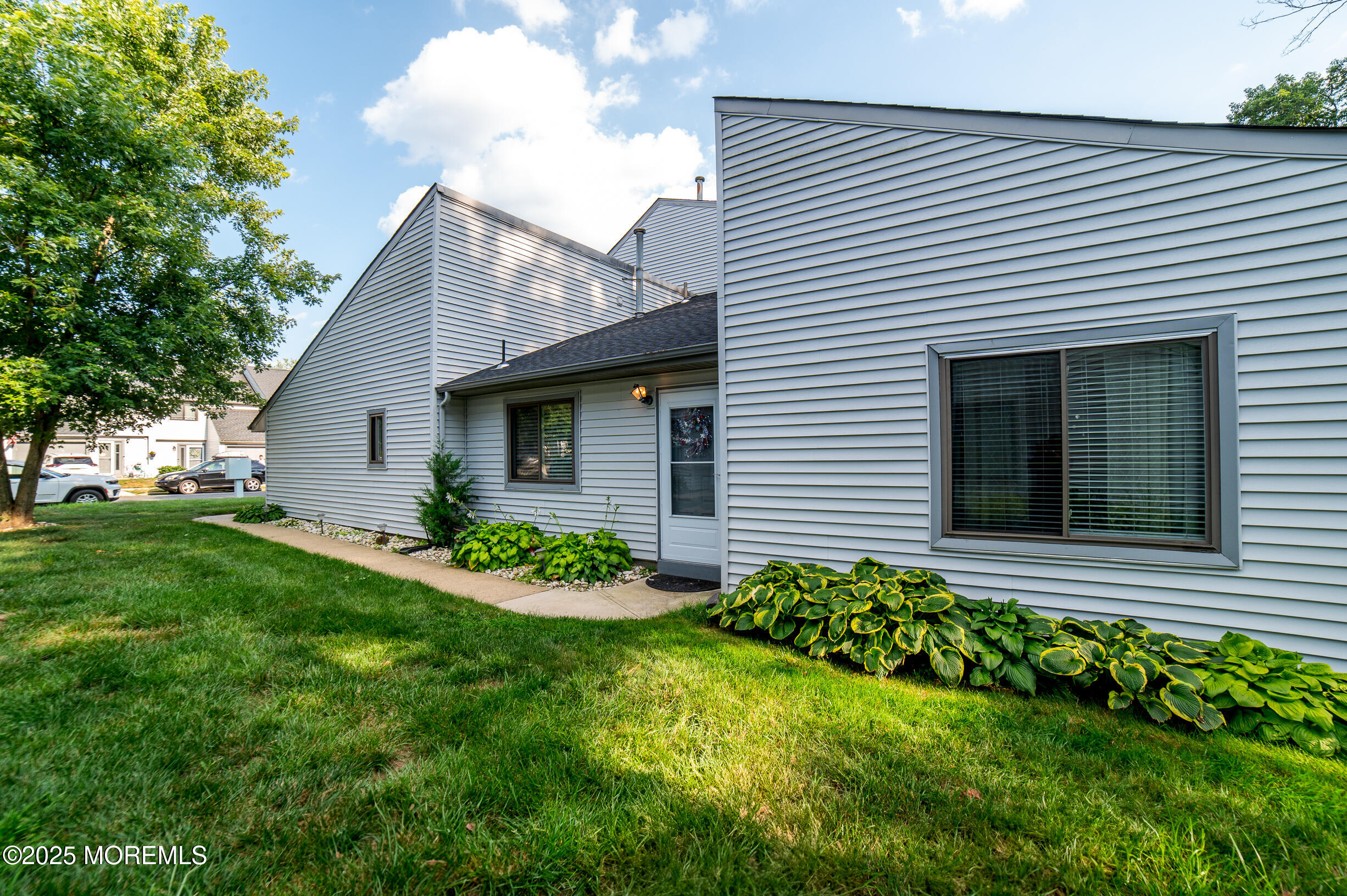 39 Lexington Circle, Matawan, NJ, 07747 image 22