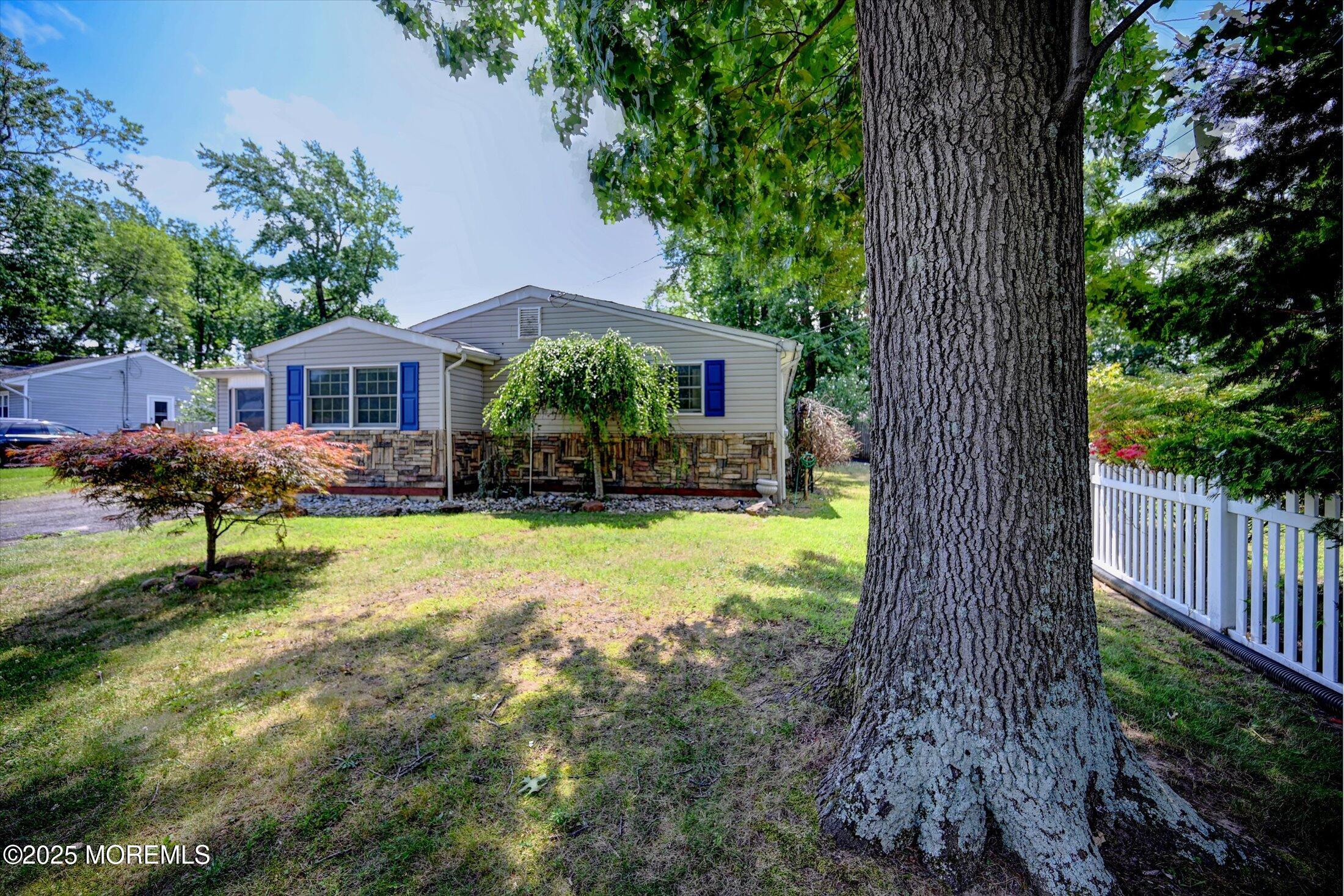 10 7th Street, Aberdeen, NJ, 07747