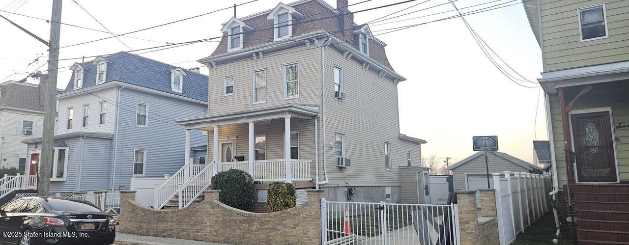 21 Trinity Place Image 2