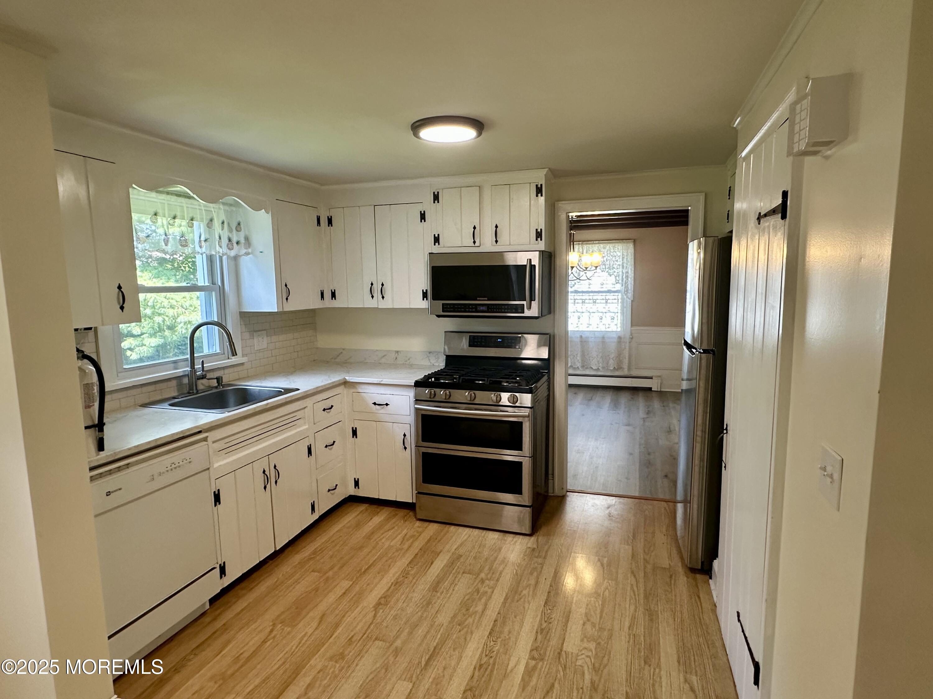 608 Berkeley Avenue, Beachwood, NJ, 08722 image 7