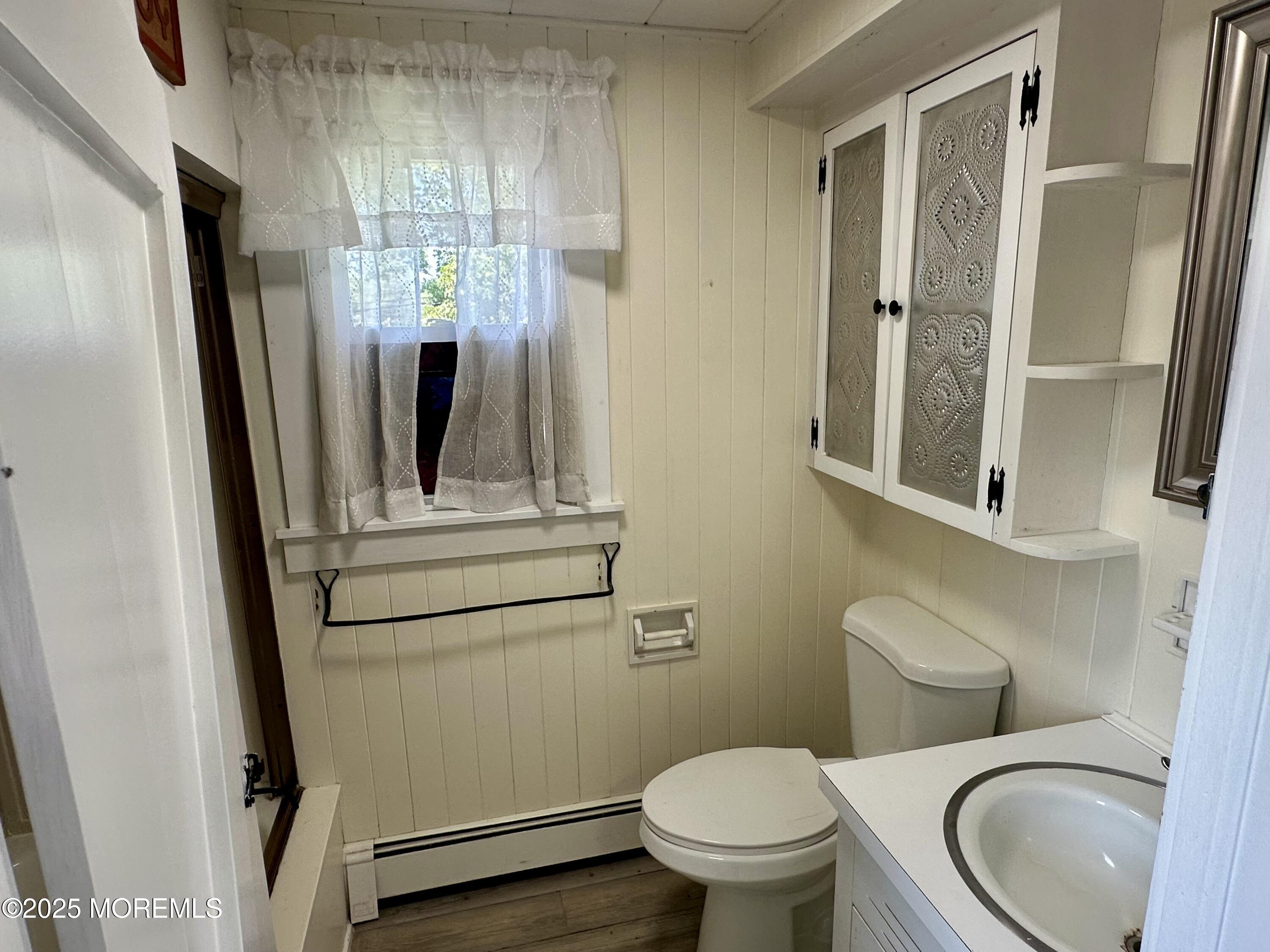 608 Berkeley Avenue, Beachwood, NJ, 08722 image 25