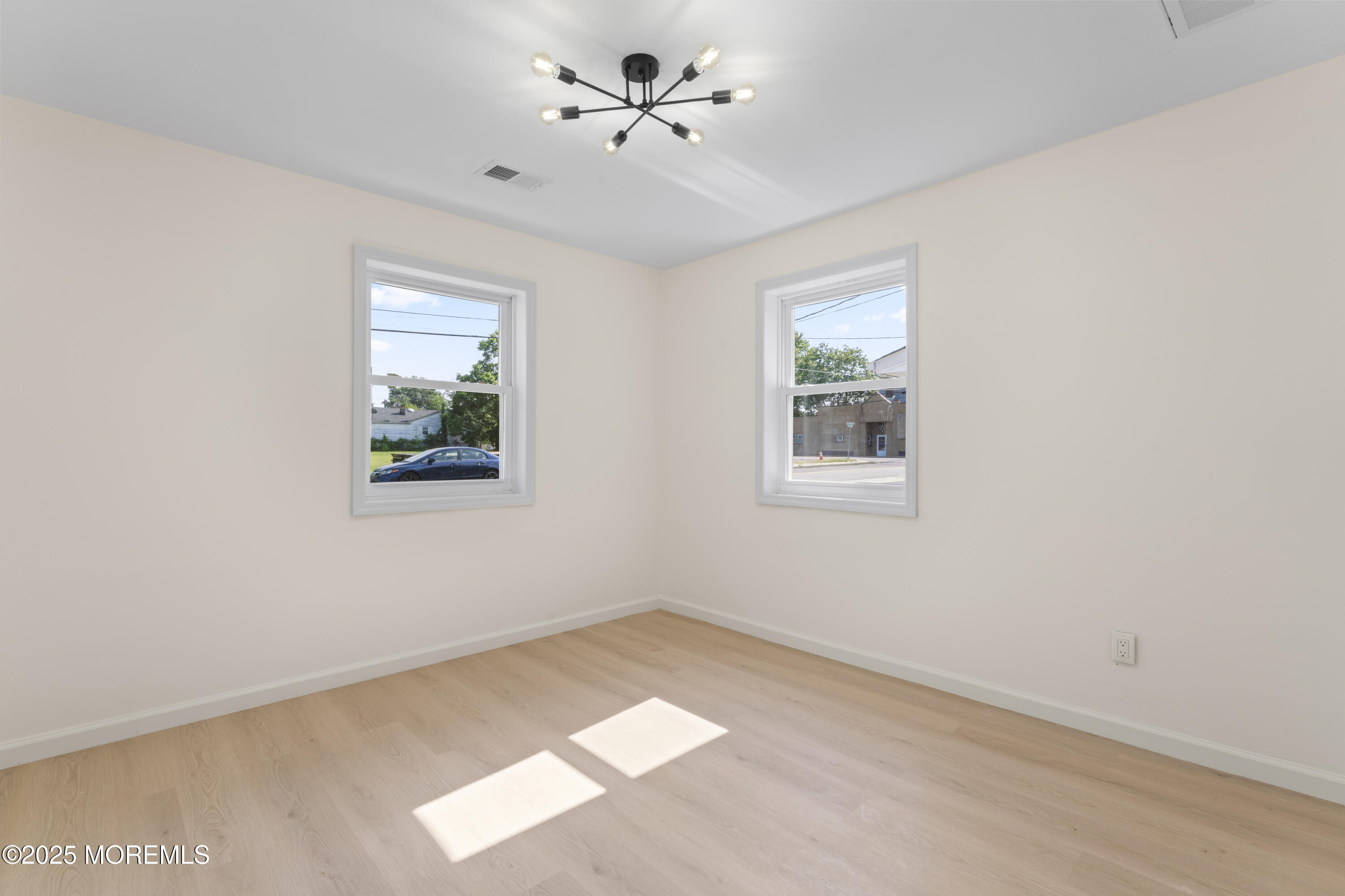 703 Central Avenue, Union Beach, NJ, 07735 image 18