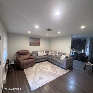 949 Aberdeen Drive B Image 4