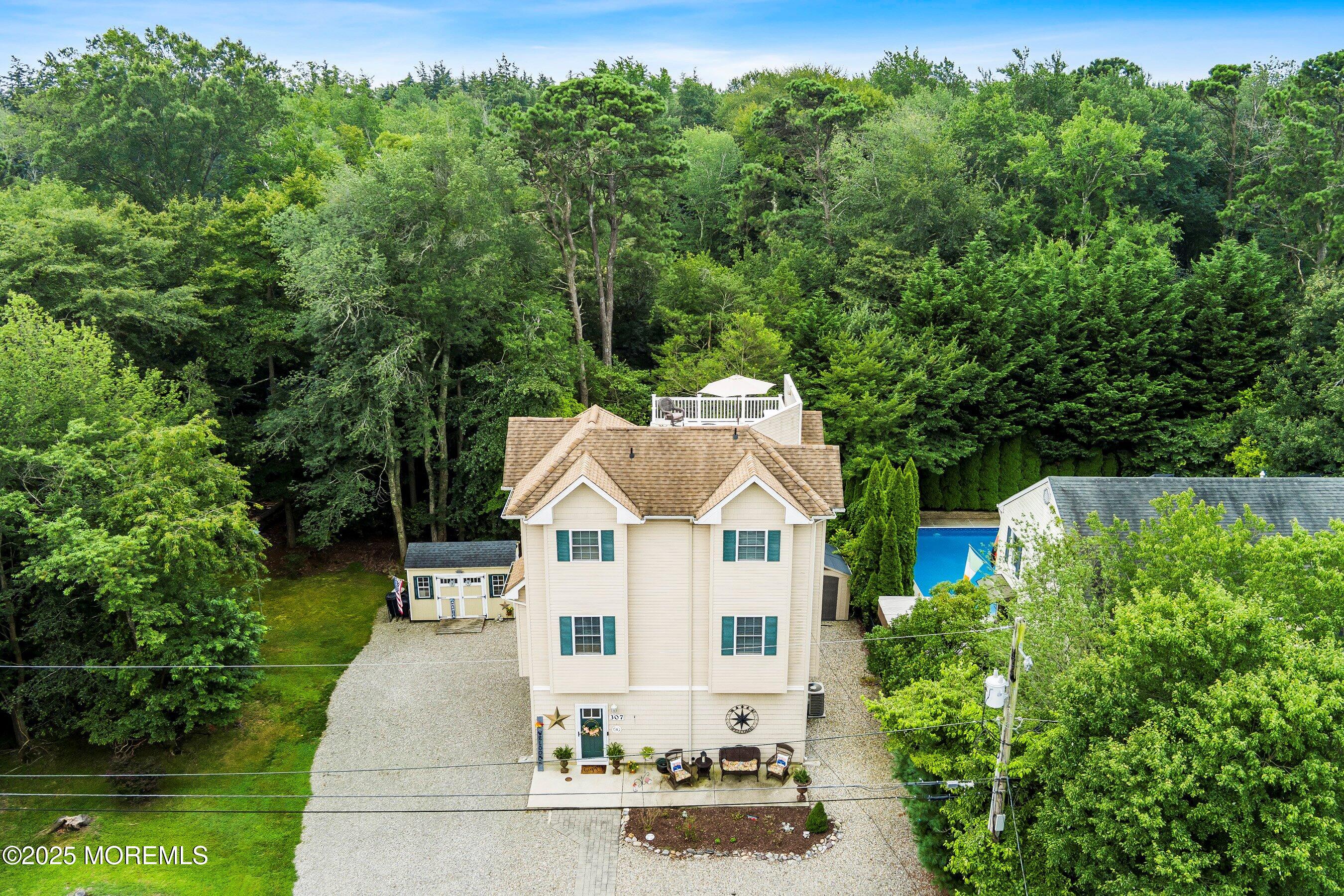 307 Cedar Drive Image 3