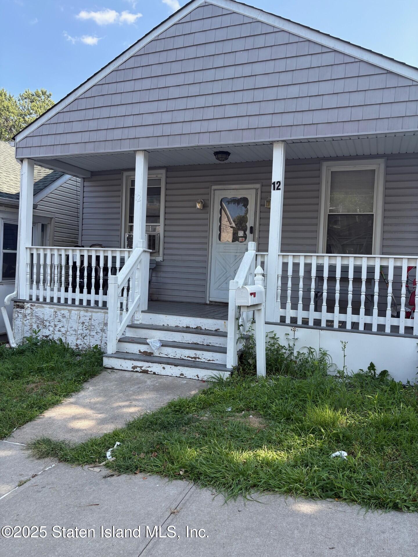 12 Laurel Avenue, Staten Island, NY, 10304