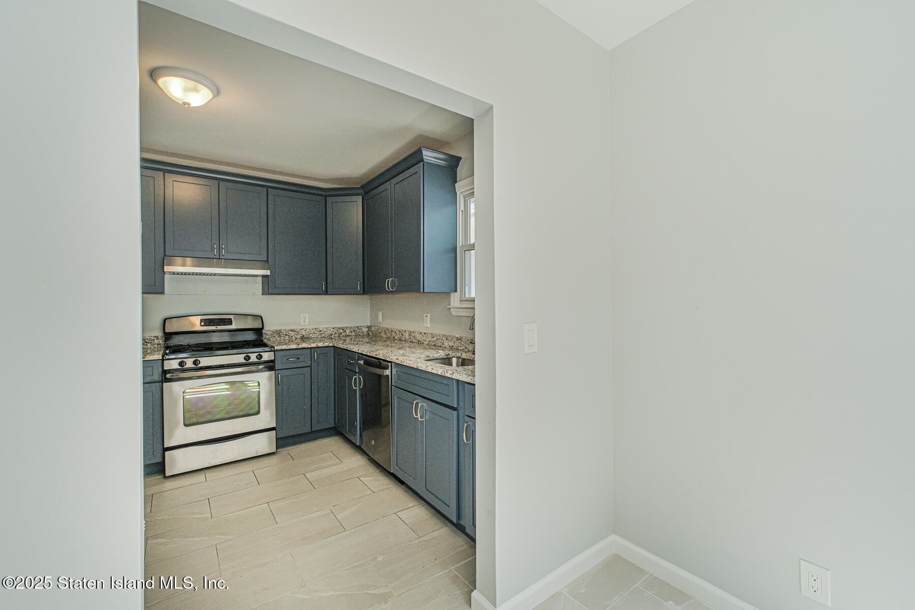 112 Delafield Avenue, Staten Island, NY, 10301 image 22