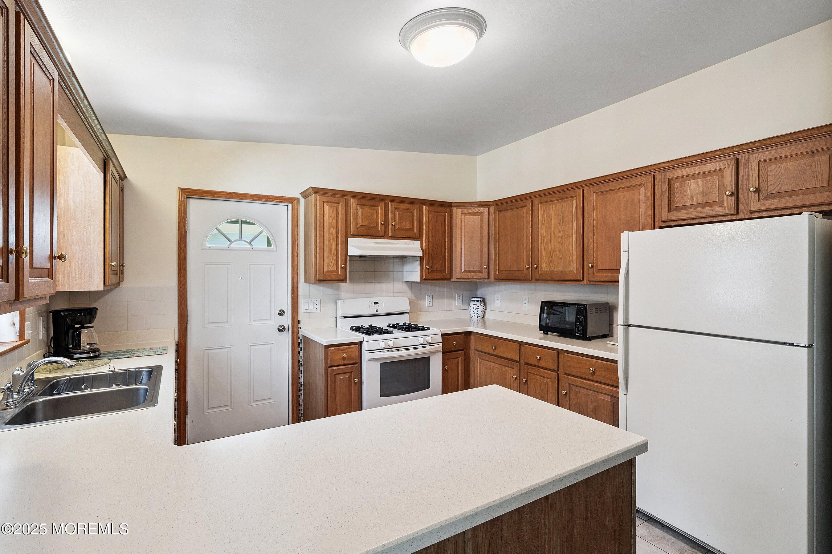12 Copperfield, Cream Ridge, NJ, 08514 image 10