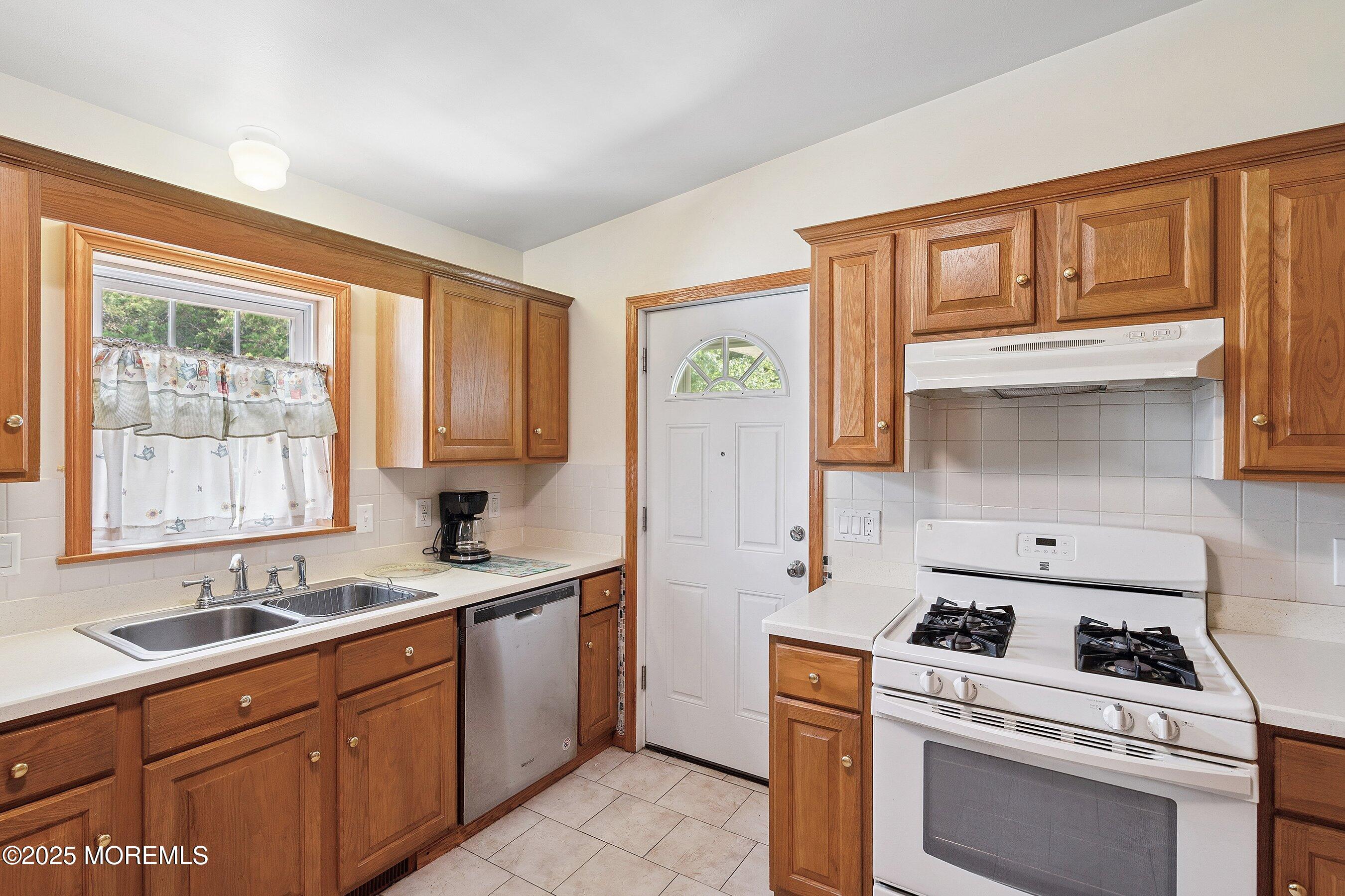 12 Copperfield, Cream Ridge, NJ, 08514 image 13