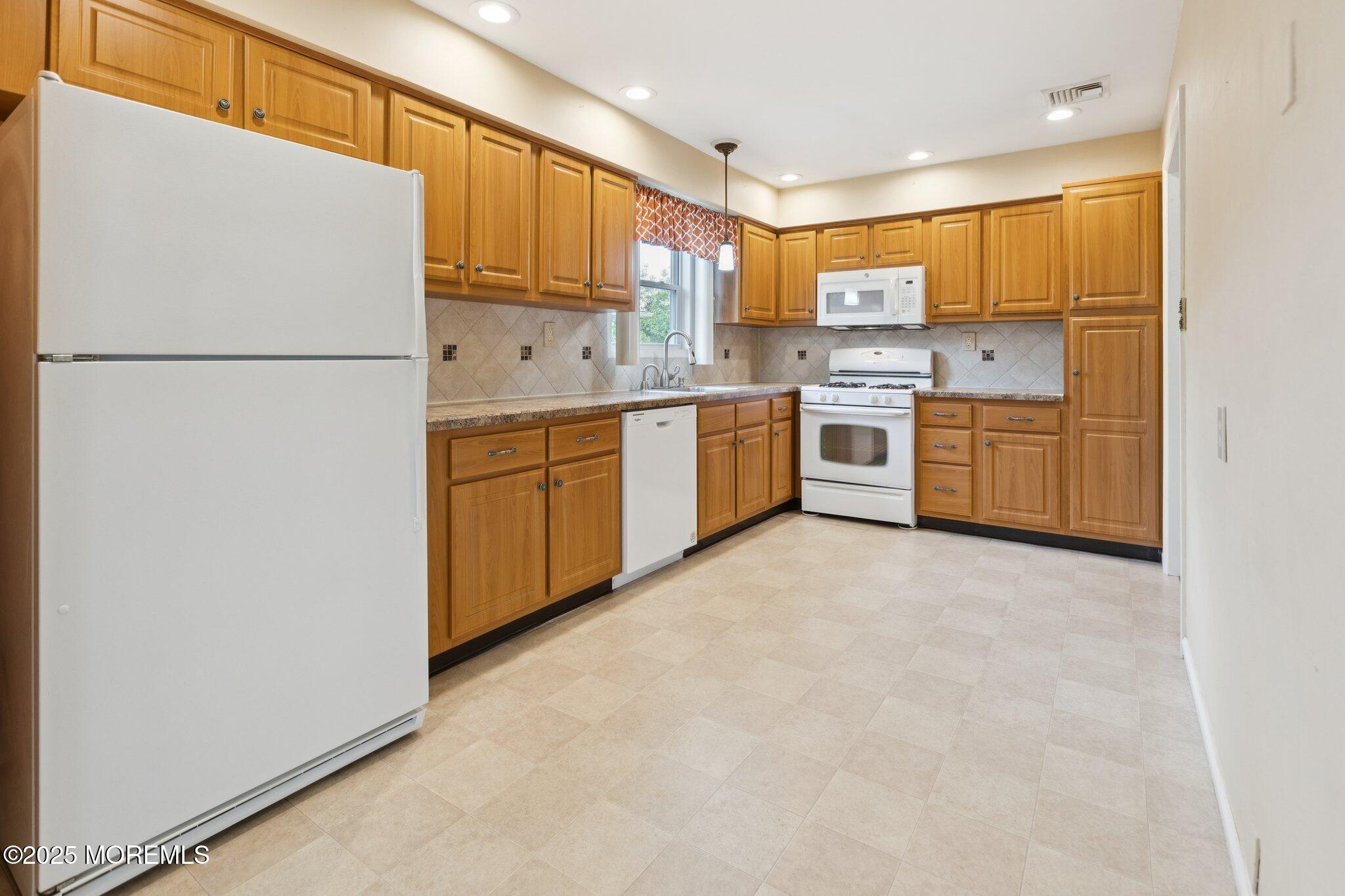 50 Collins Court, Brick, NJ, 08724 image 7