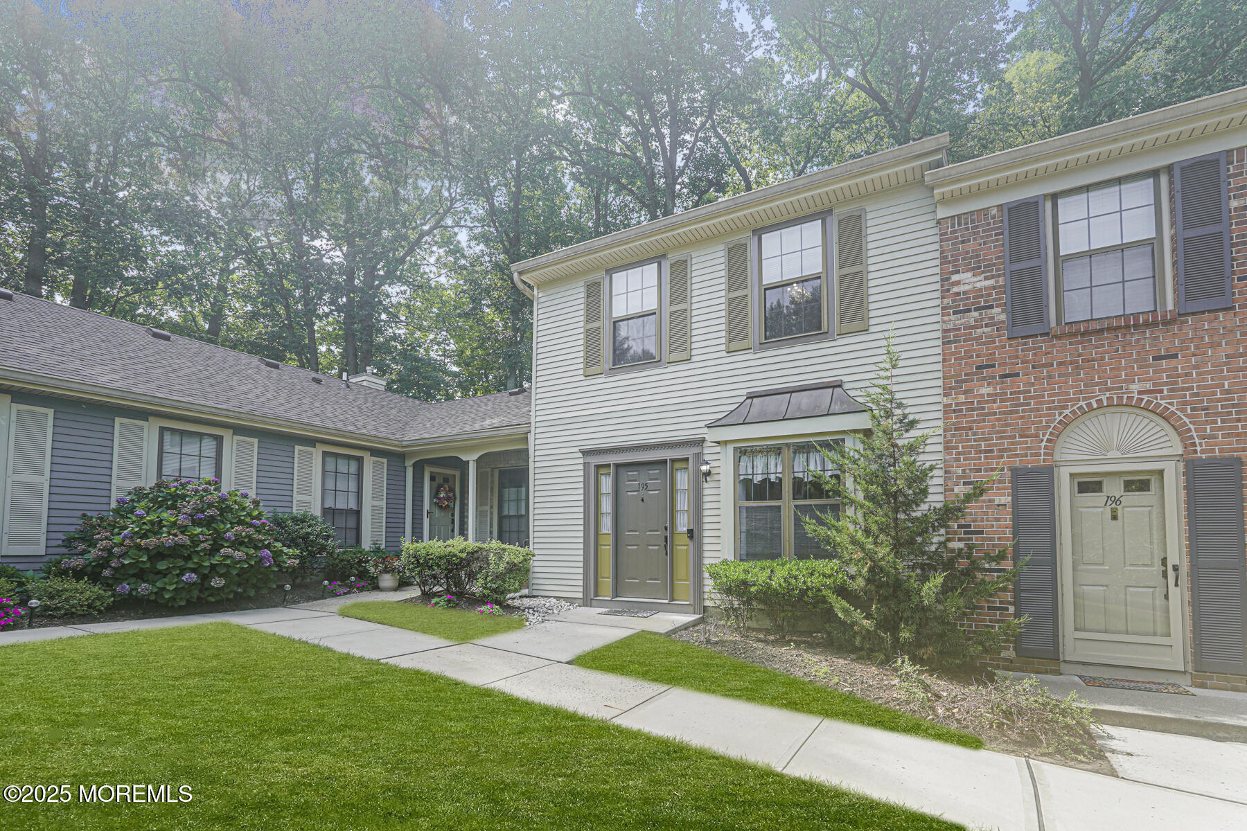 195 Kinnoll Hill Court, Aberdeen, NJ, 07747
