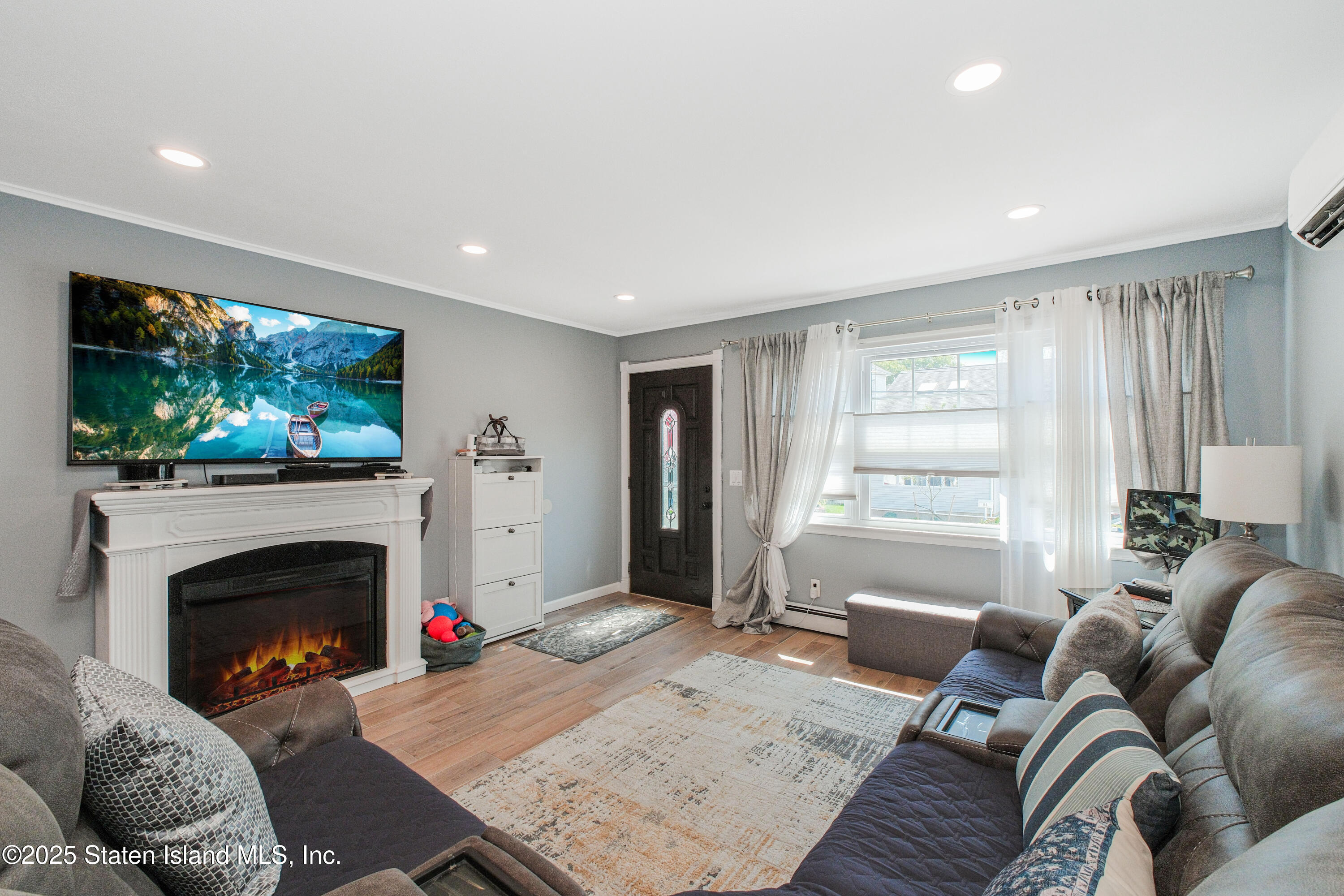93 Roma Avenue Image 5