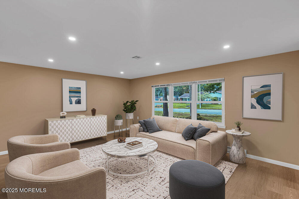 461B Portsmouth Drive B Image 3