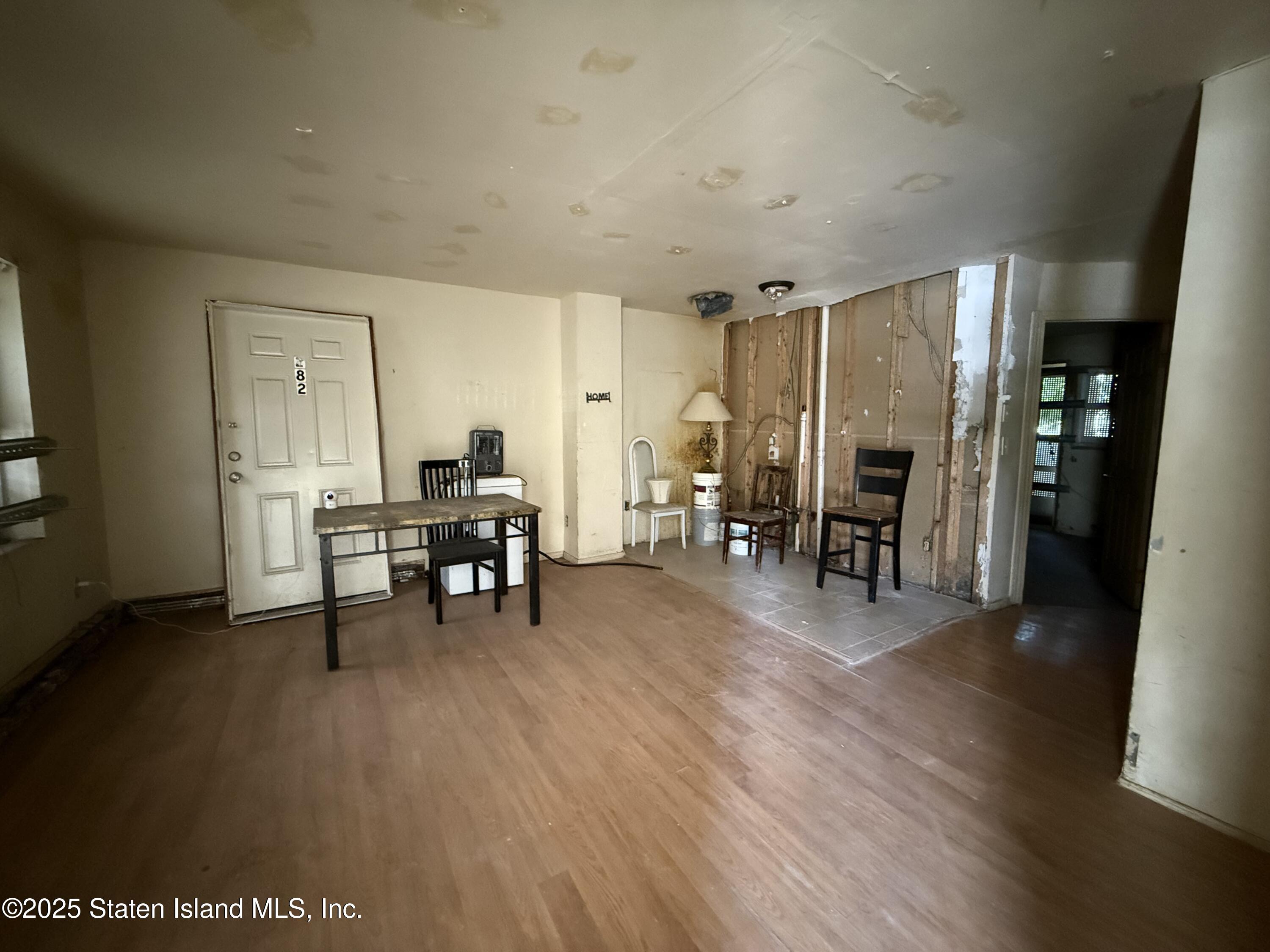 27 Targee Street Image 3