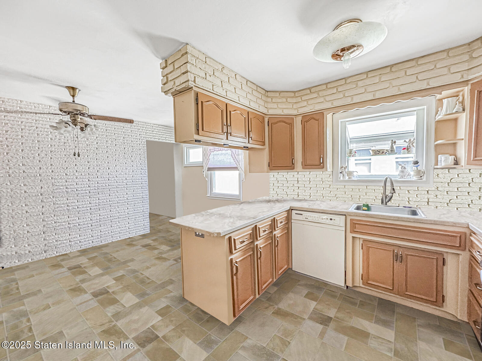 16 Knapp Street, Staten Island, NY, 10314 image 9