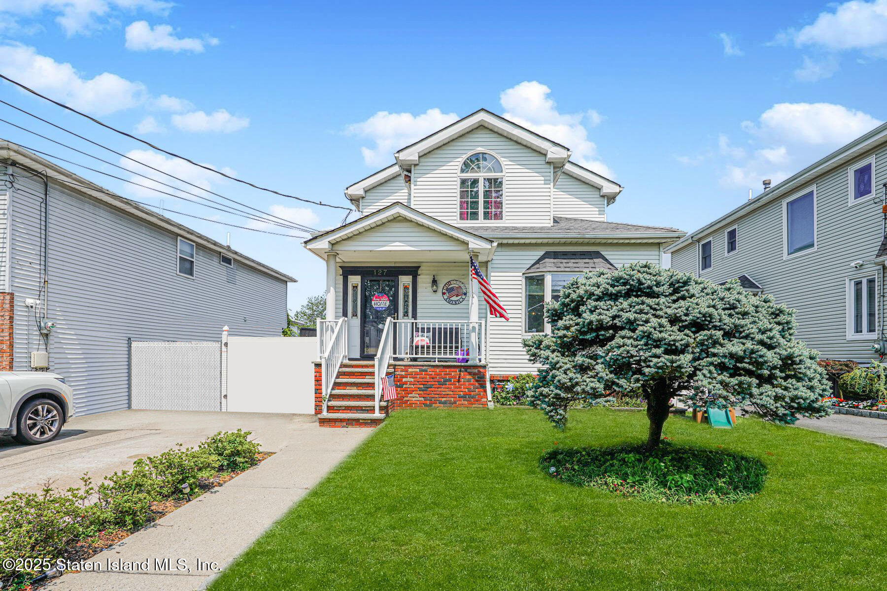 127 Cloverdale Avenue Image 2