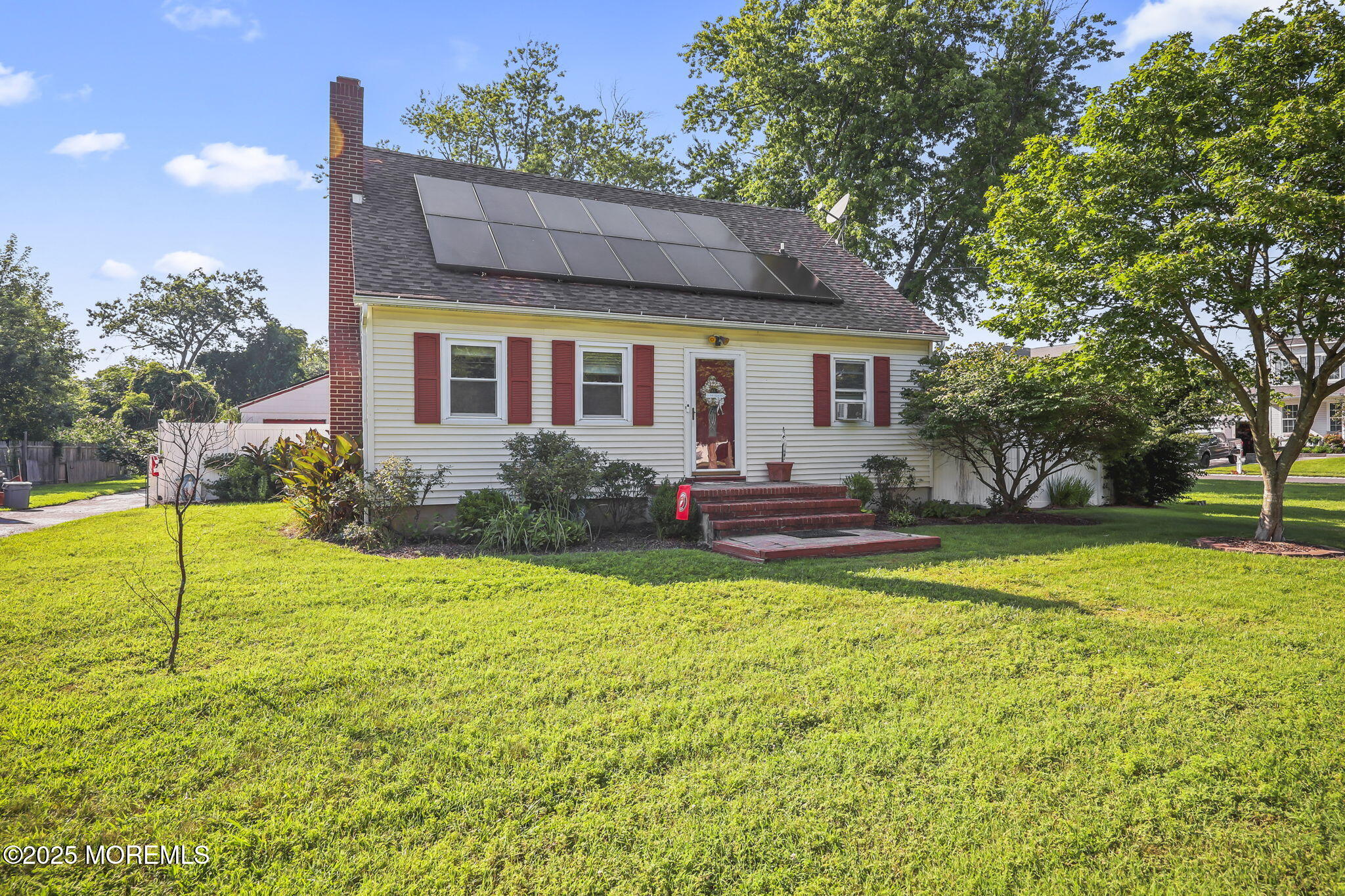 1222 Taylor Lane Image 4