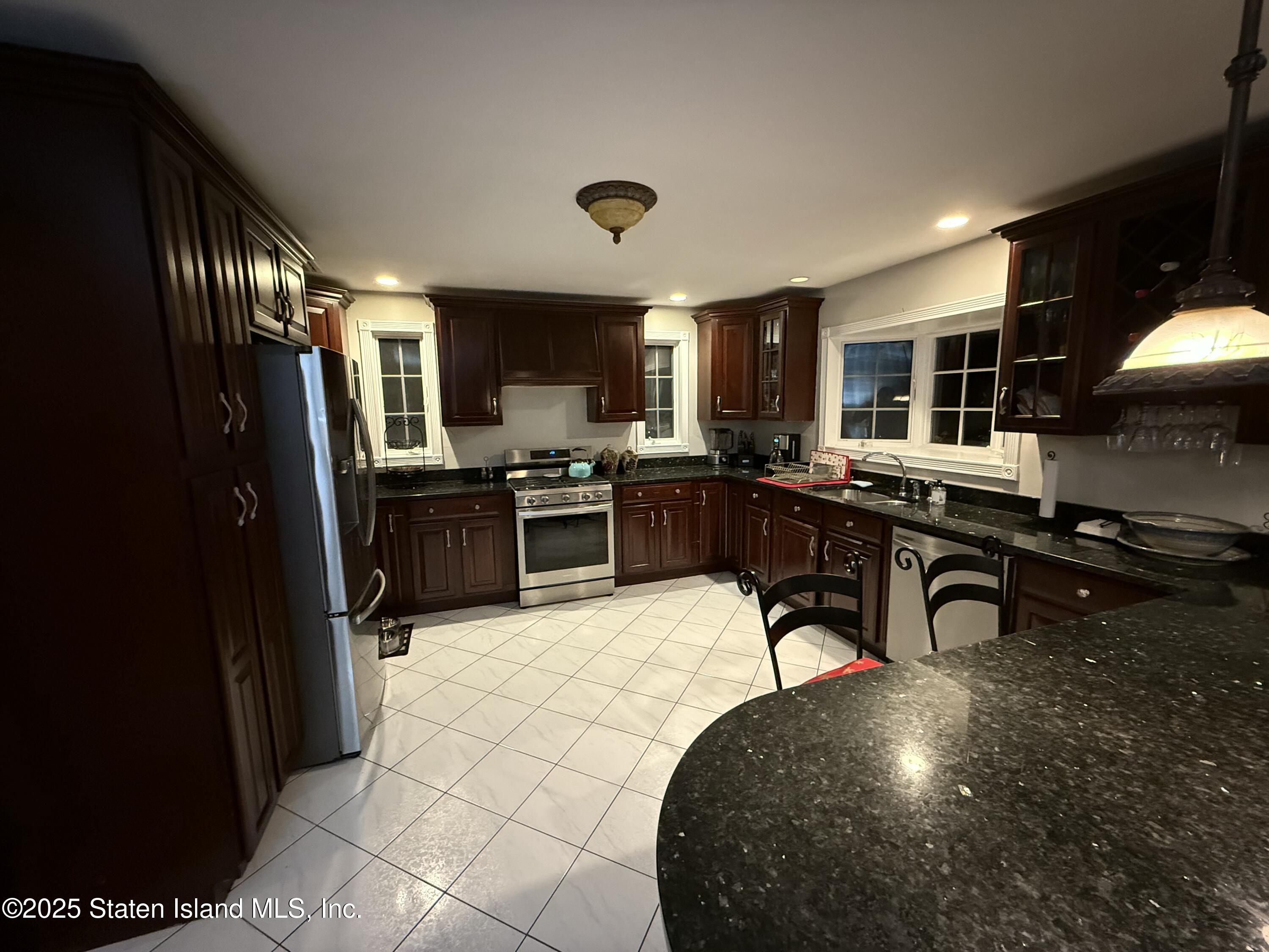 110 Kissel Avenue, Staten Island, NY, 10310 image 13