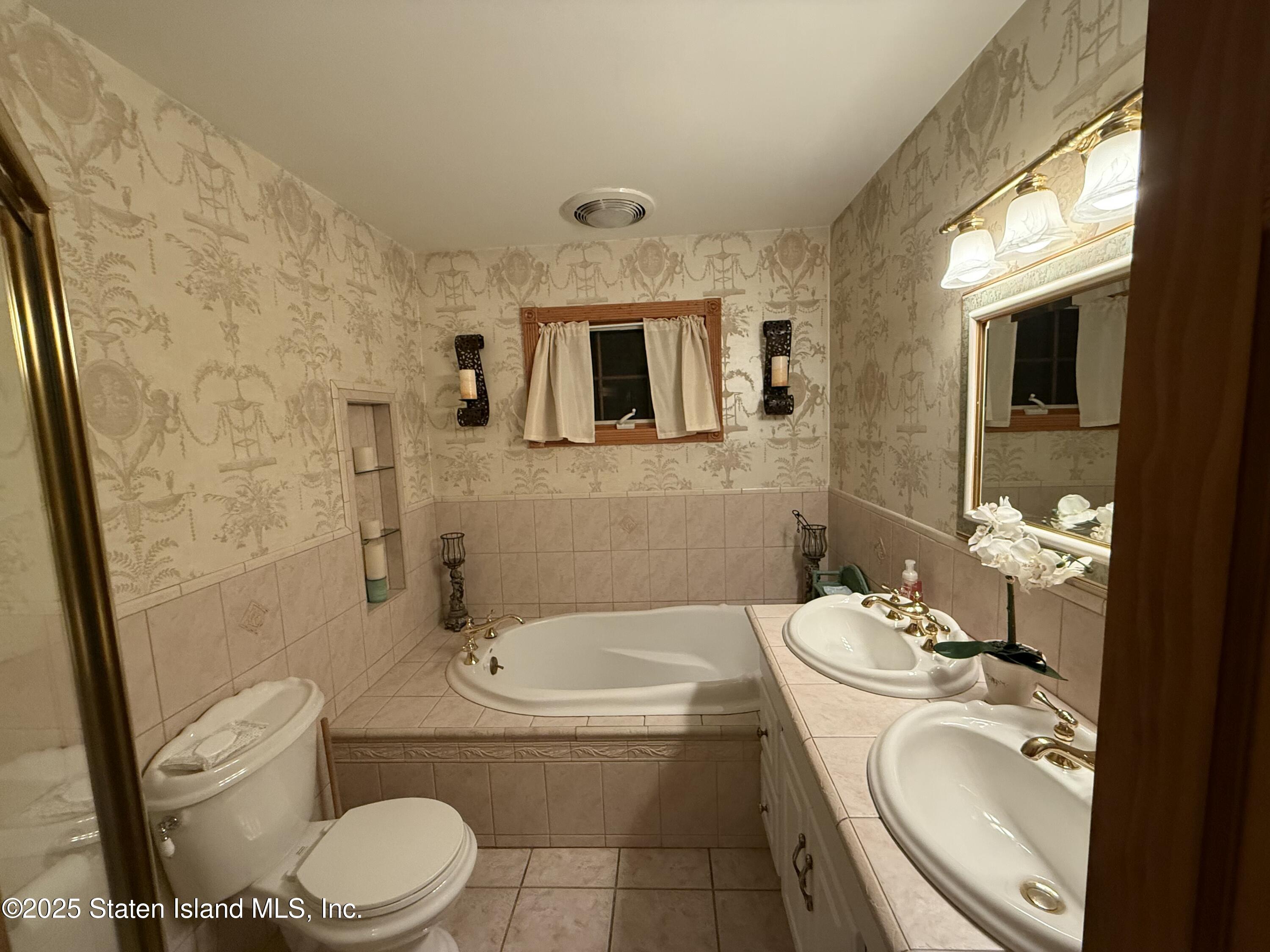 110 Kissel Avenue, Staten Island, NY, 10310 image 32