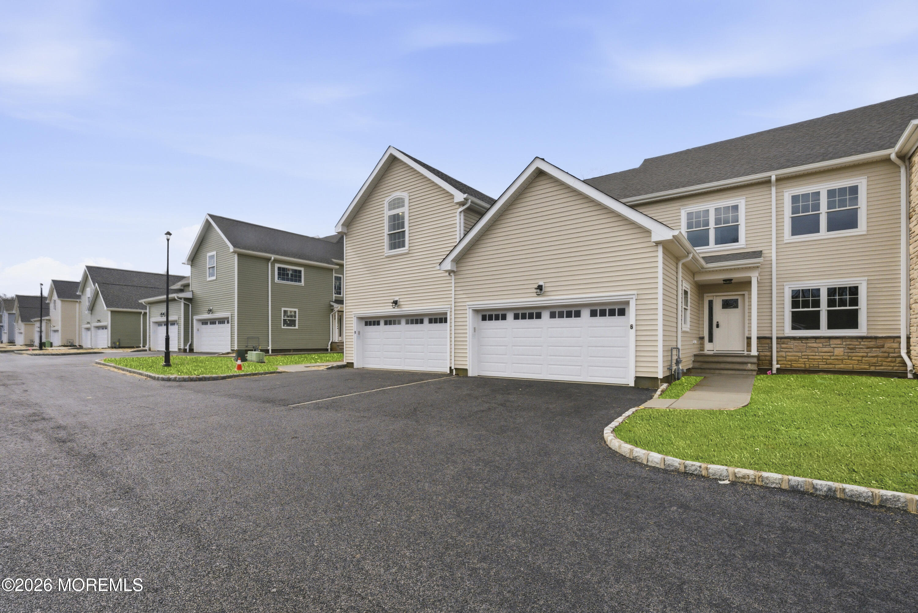 16 Remington Court, Farmingdale, NJ, 07727 image 25