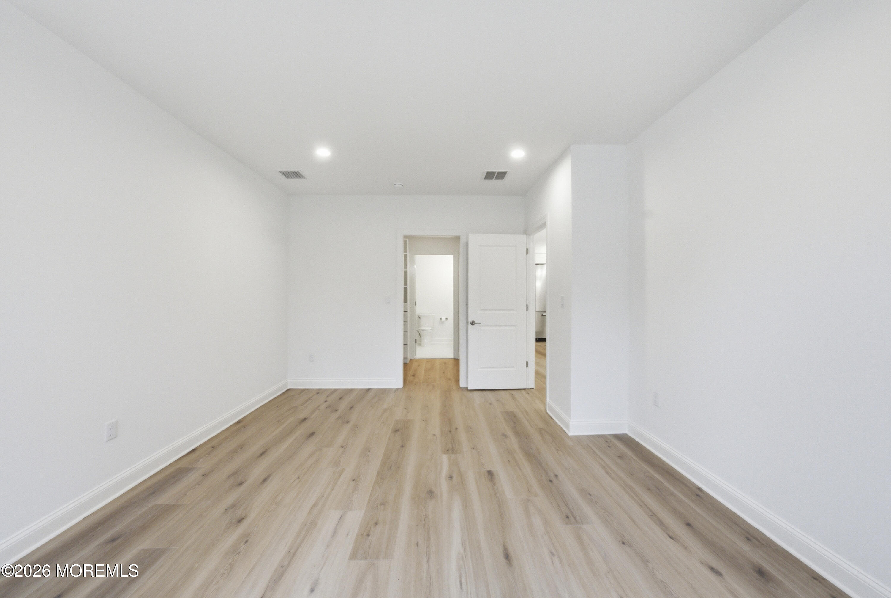 16 Remington Court, Farmingdale, NJ, 07727 image 11
