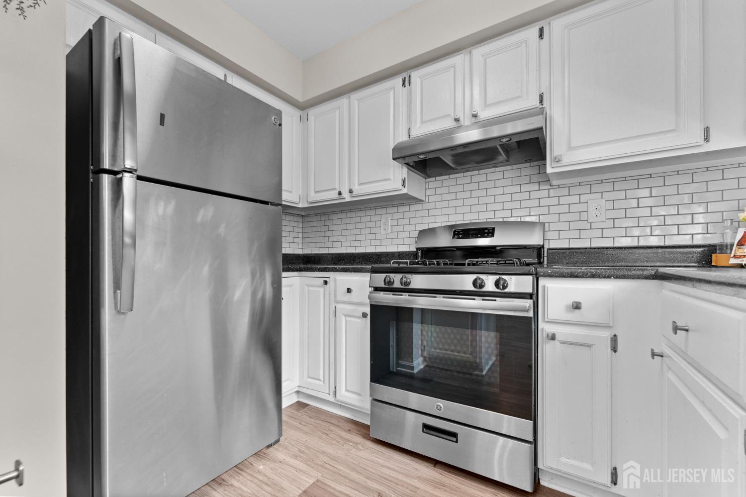 284-286 Silzer Street, Perth Amboy, NJ, 08861 image 29