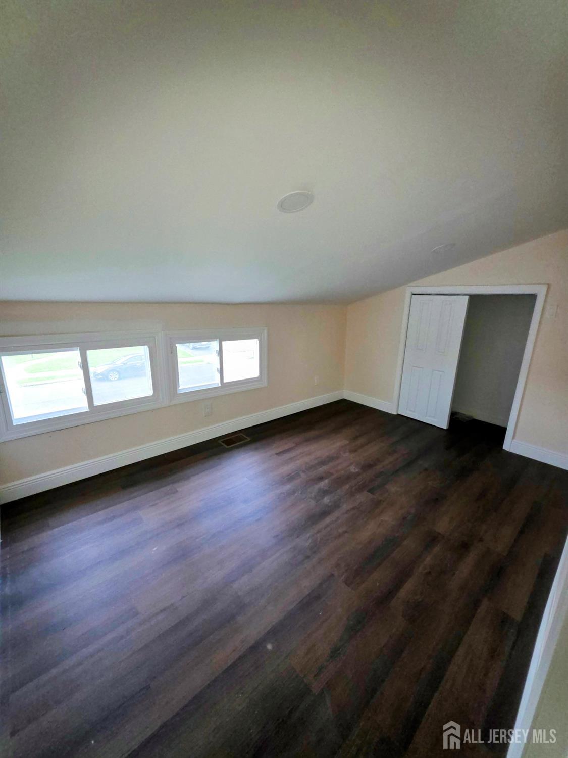 81 Hickory Street, Carteret, NJ, 07008 image 19