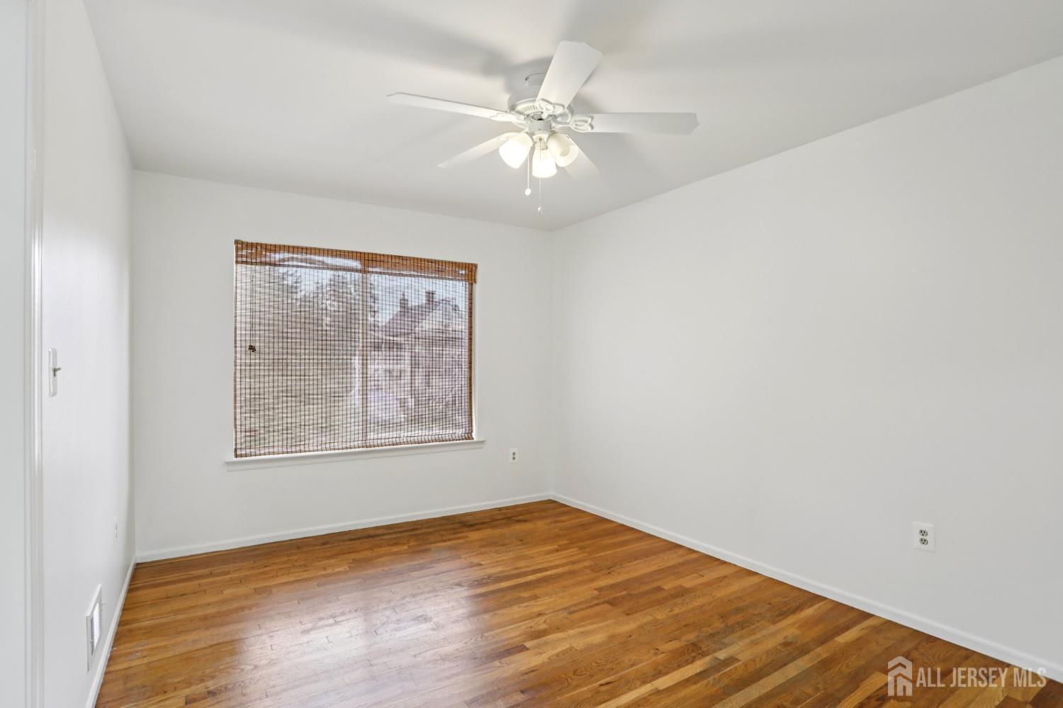 306 Holly Drive, Perth Amboy, NJ, 08861 image 11