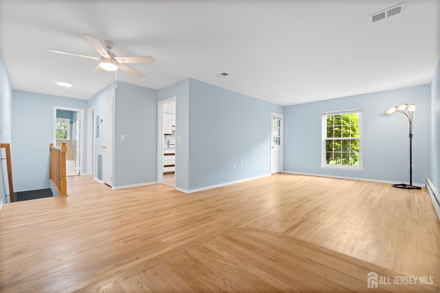 323 Gill Lane 5B Image 2