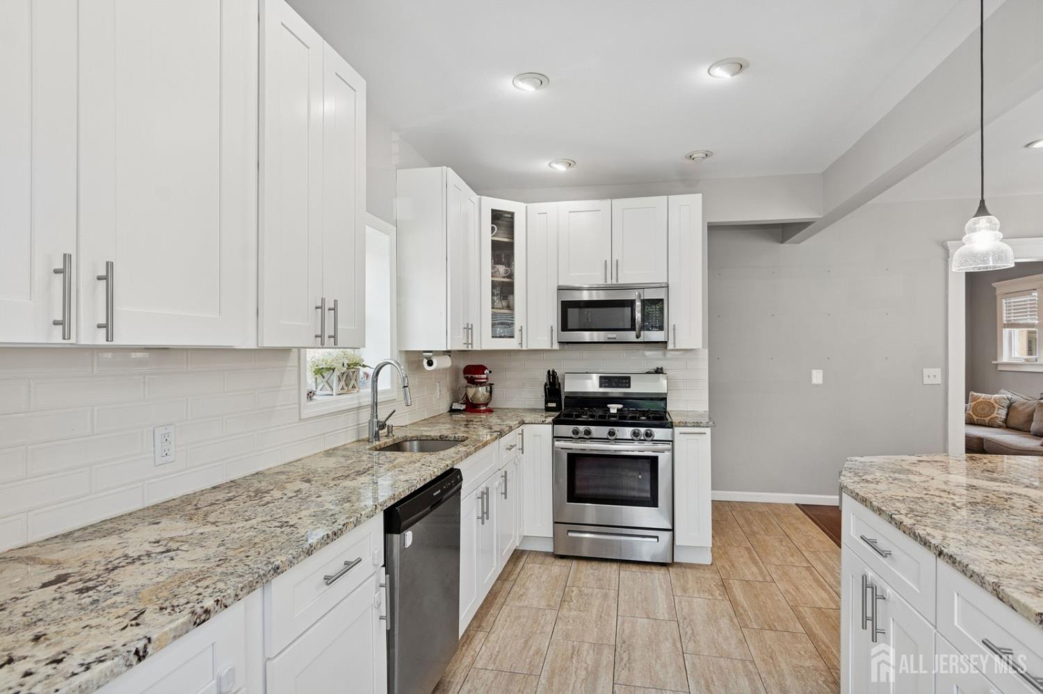 147 Grove Avenue, Woodbridge Proper, NJ, 07095 image 9