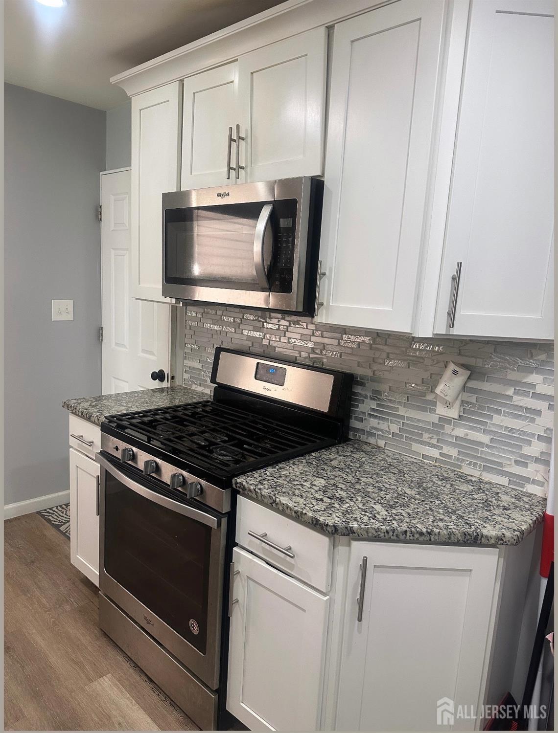 54 Laurel Street Image 5