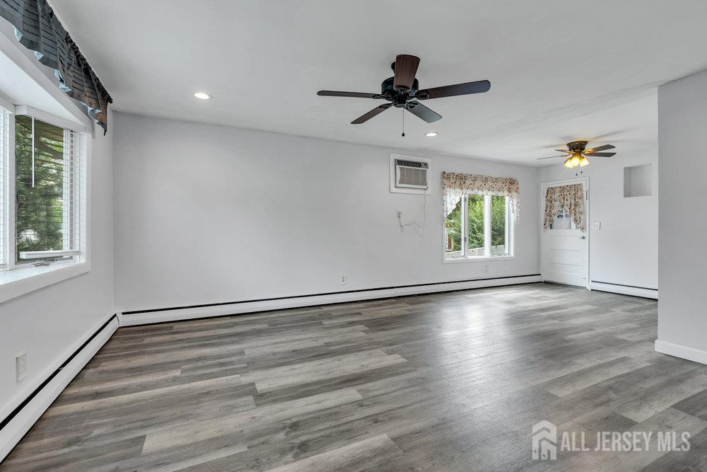 75 S McKinley Avenue Image 3