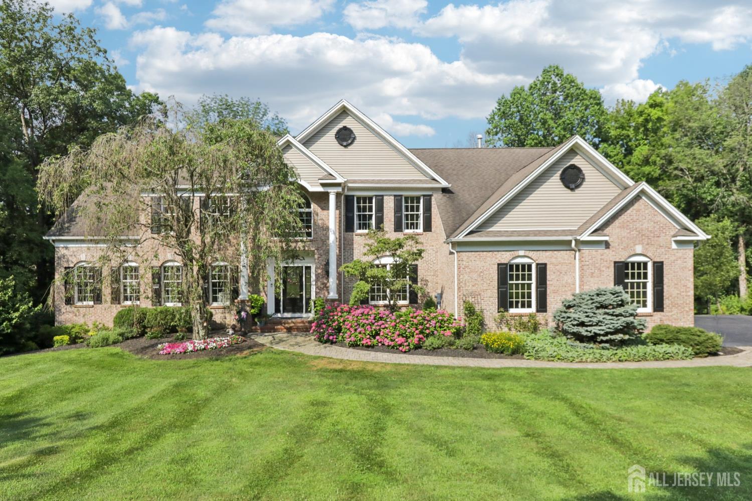 30 Cowie Road, Chester Twp, NJ, 07930