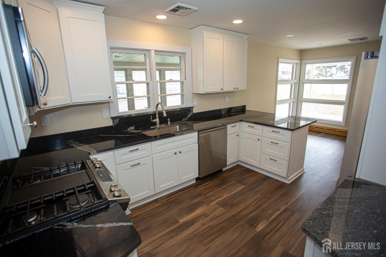 326 Walnut Street, South Amboy, NJ, 08879 image 20