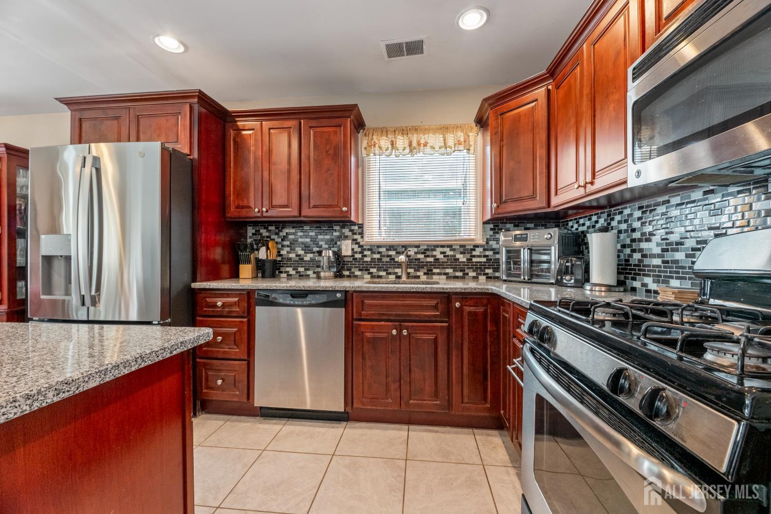 10 Stonewall Drive, Edison, NJ, 08820 image 10