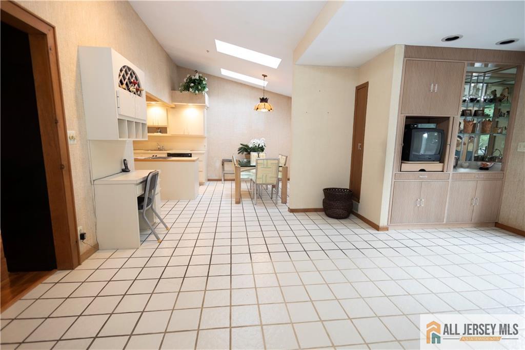 12 Tompkins Road, East Brunswick, NJ, 08816 image 19