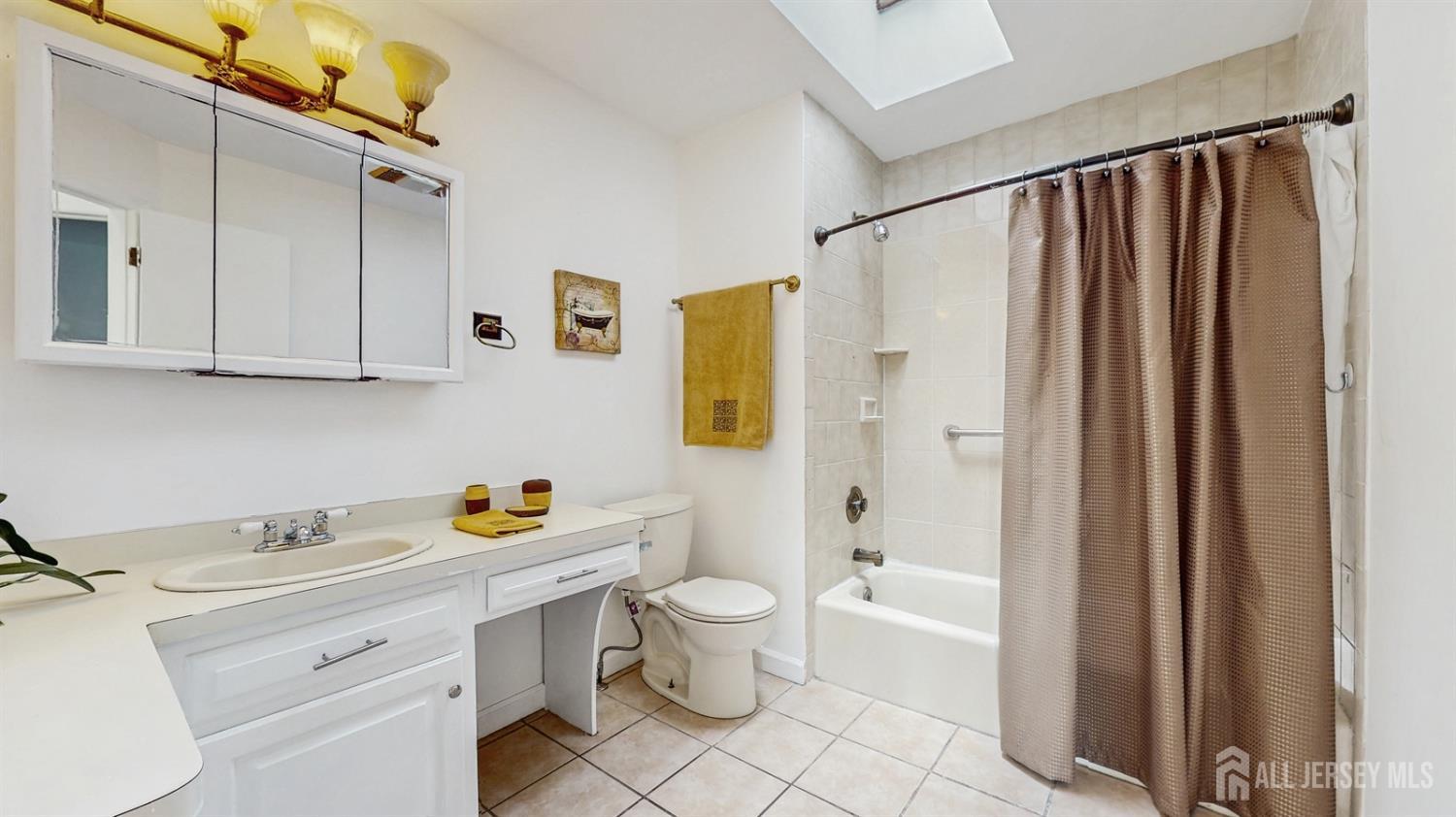 12 Bradley Drive, Edison, NJ, 08817 image 13