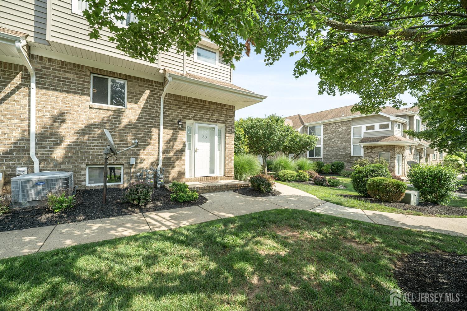 33 Marina View Drive Image 2