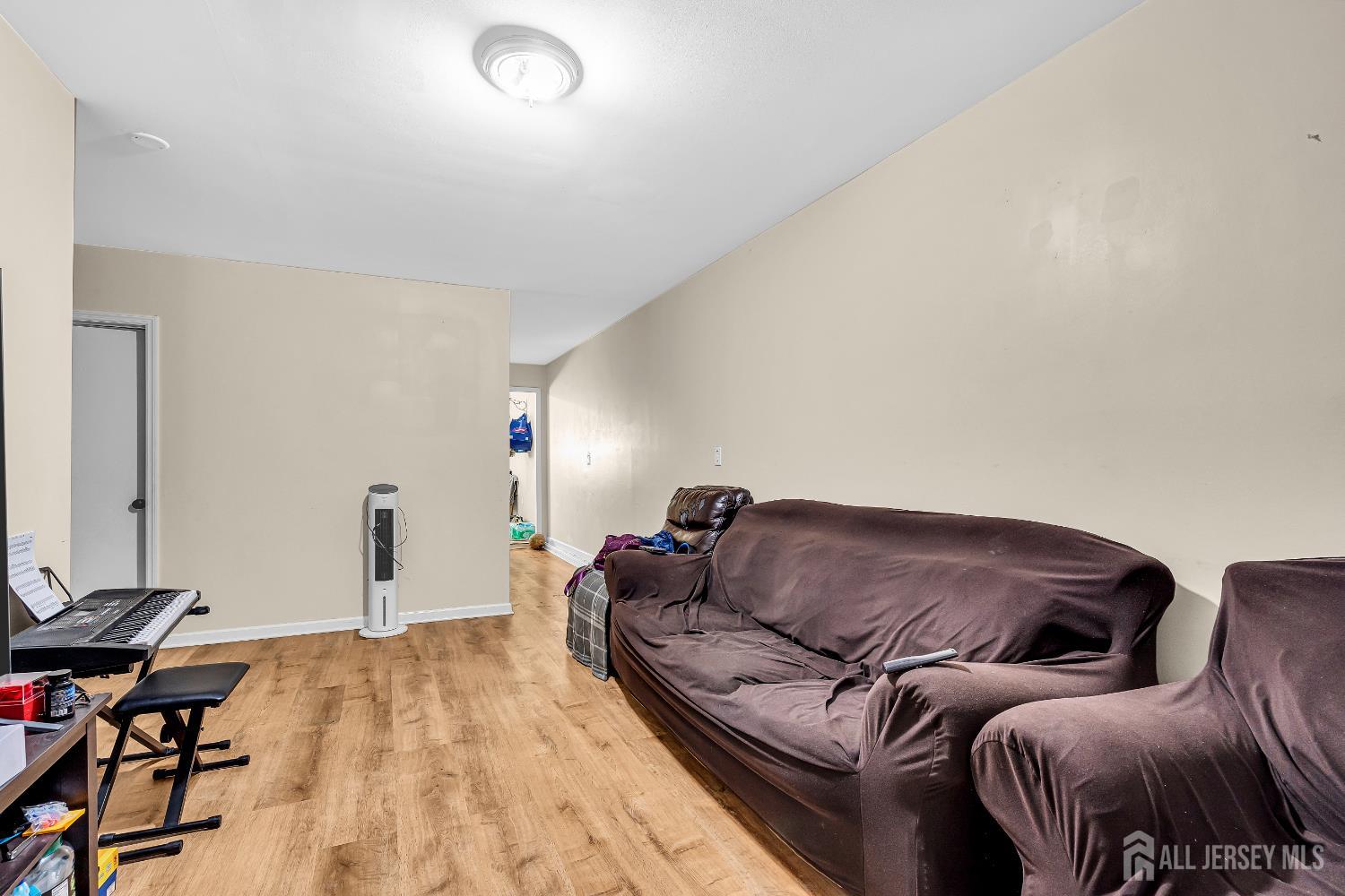 544 Broadway, Elizabeth, NJ, 07206 image 25