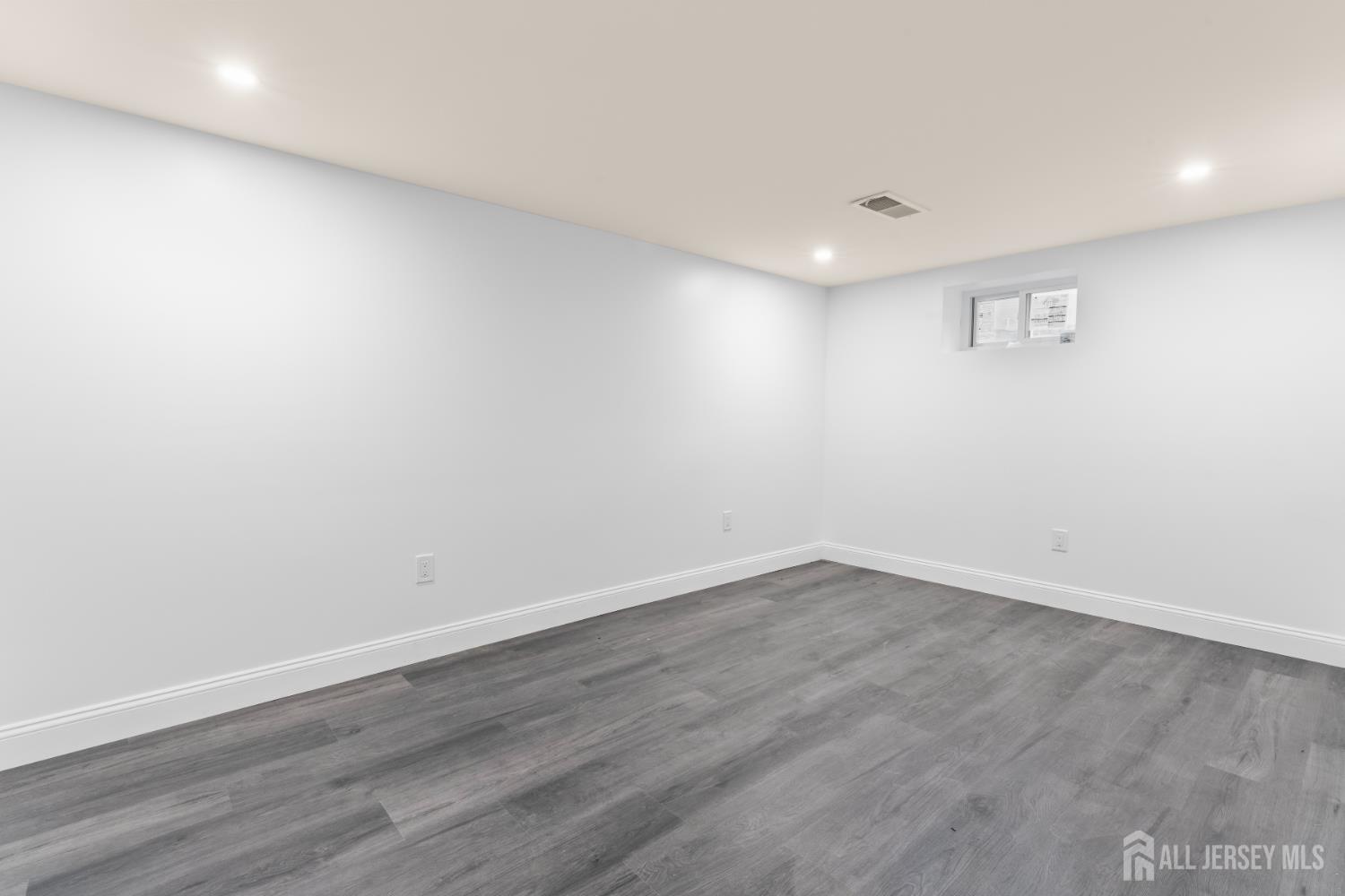 38 Louise Drive, East Brunswick, NJ, 08850 image 29